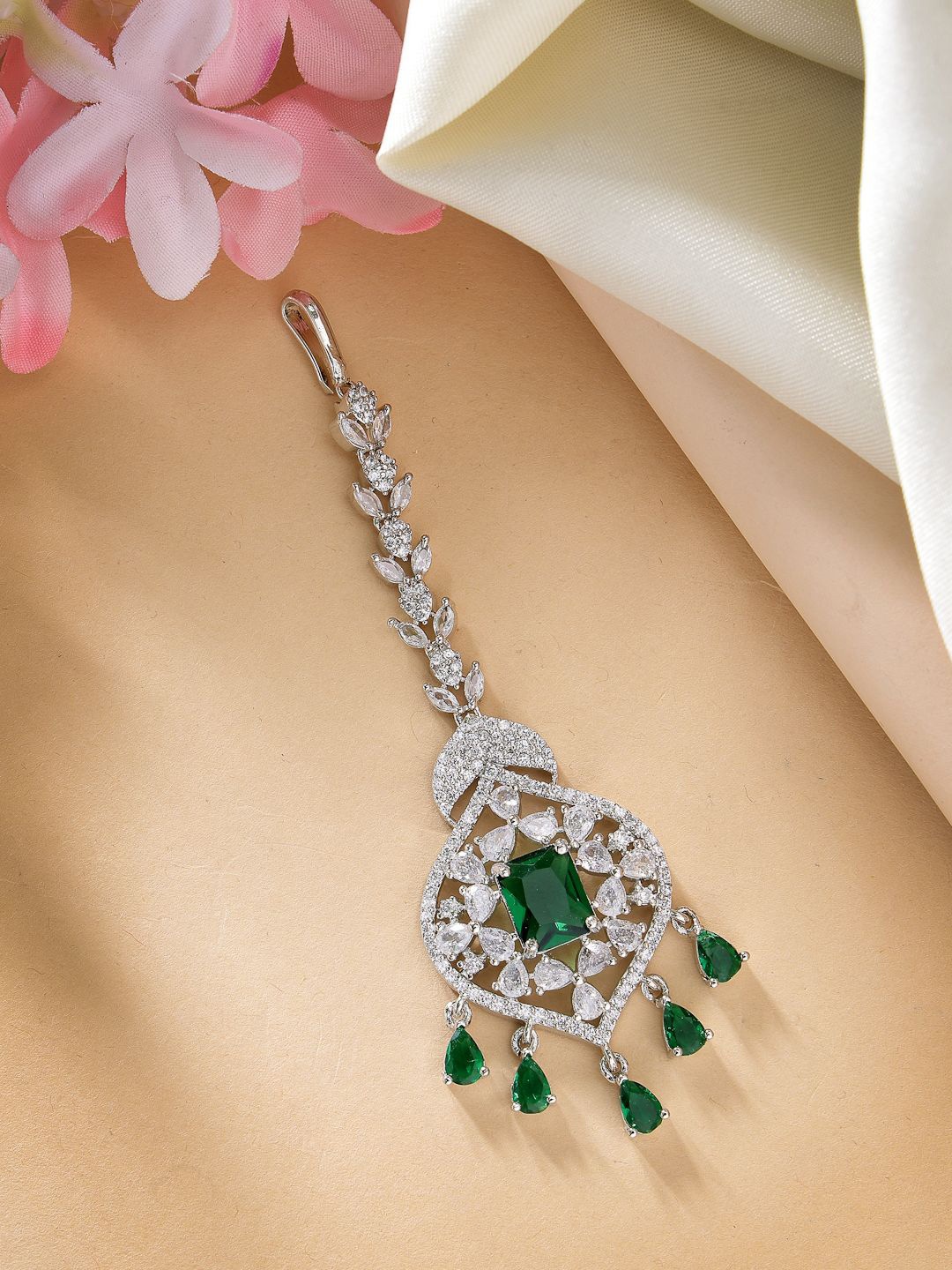 

ZENEME Rhodium-Plated American Diamond Studded Maang Tikka Head Jewellery, Silver
