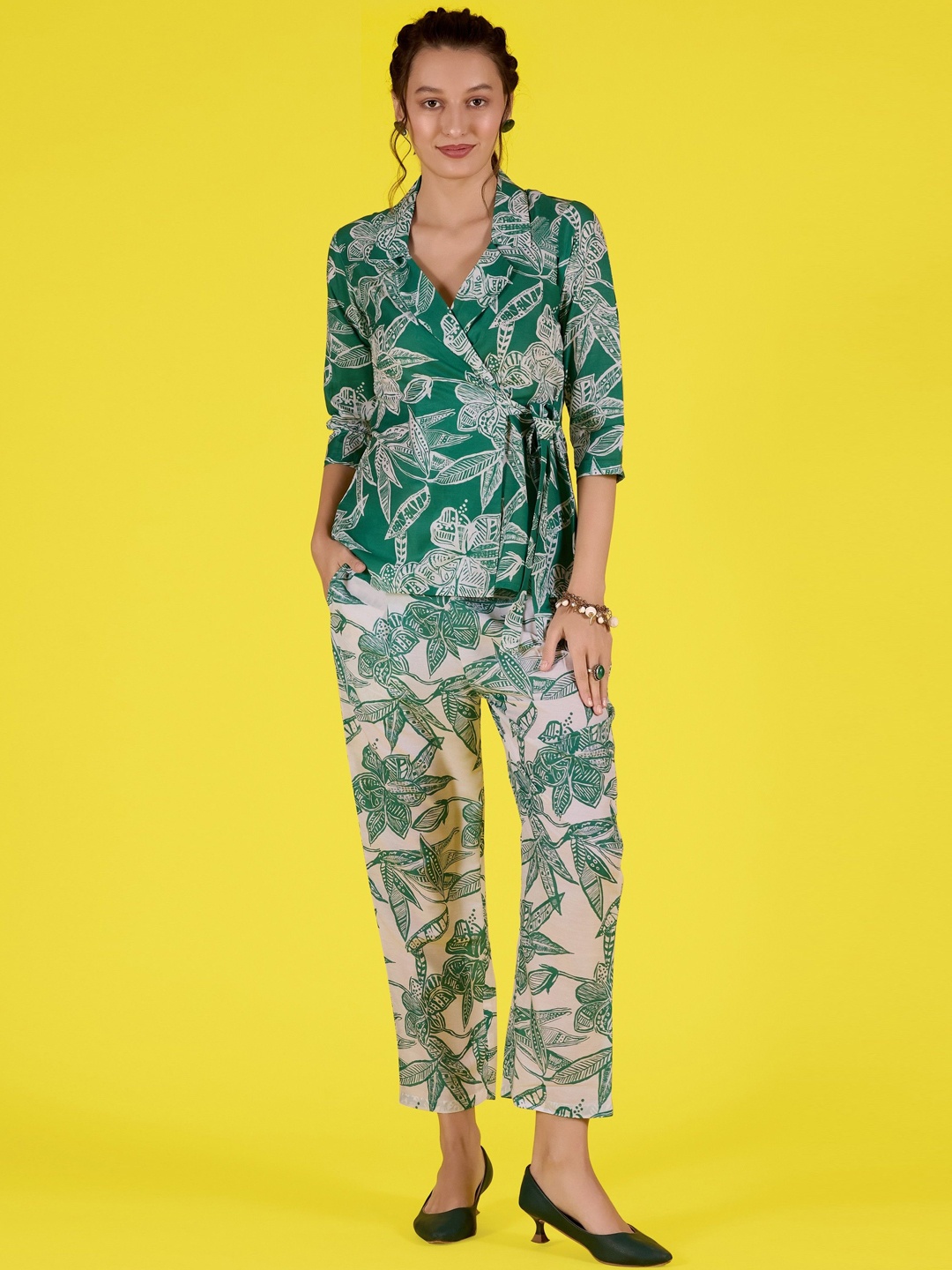 

Amarasha Printed Shirt Collar Top With Trouser, Green