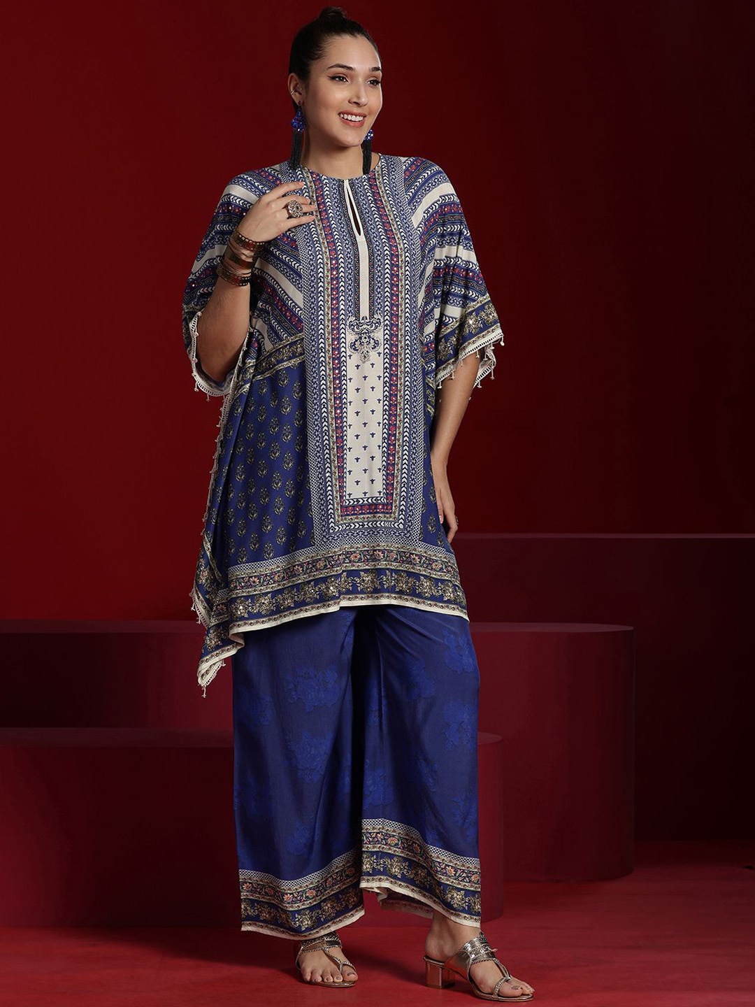 

Libas Art Ethnic Motifs Printed Kaftan Kurta with Palazzos, Blue