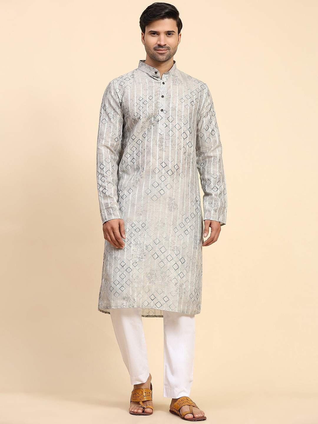 

Rawayi Geometric Band Collar Cotton Straight Kurta, Grey