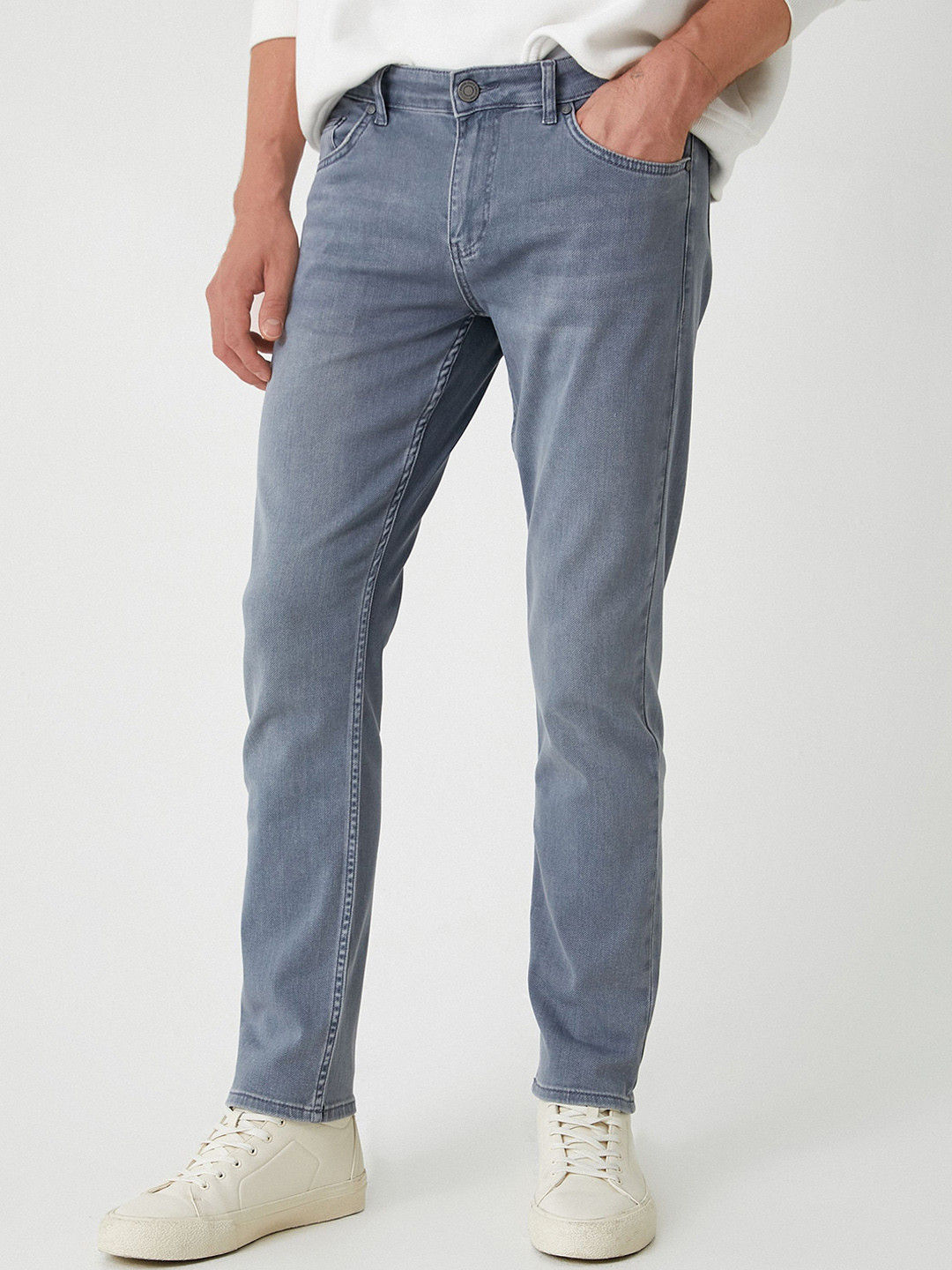

Koton Men Slim Fit Chinos Jeans, Grey
