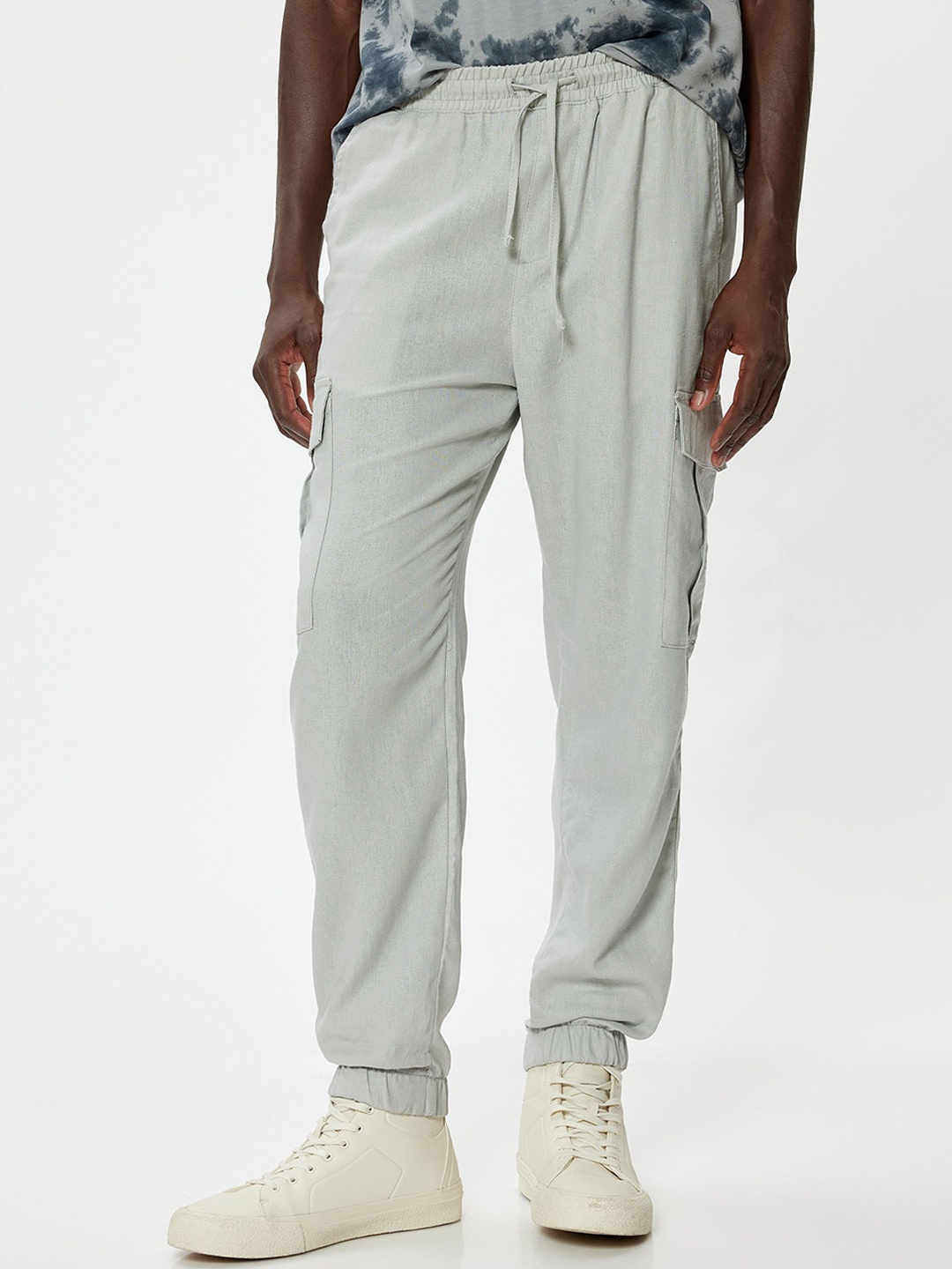 

Koton Men Mid-Rise Cargos Joggers, Off white