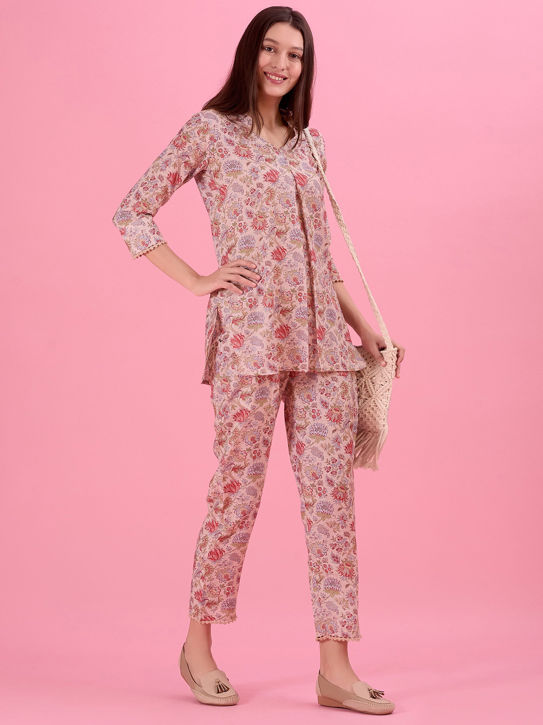 

Amarasha Printed Top With Trousers, Peach