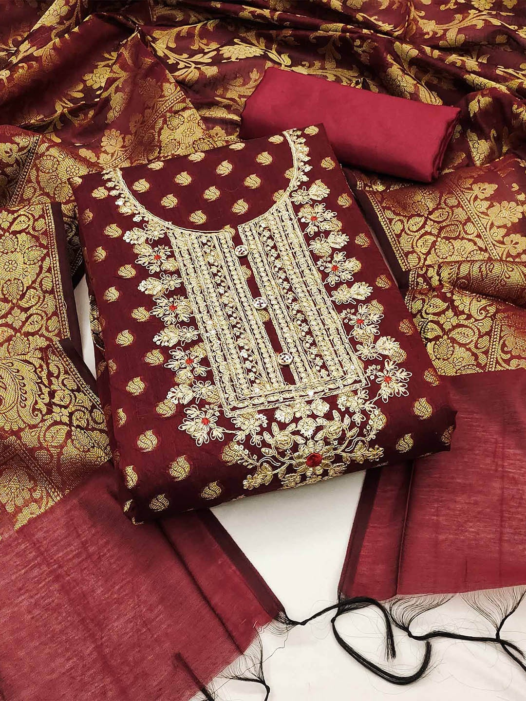 

Peachmode Floral Embroidered Zari Unstitched Dress Material, Maroon
