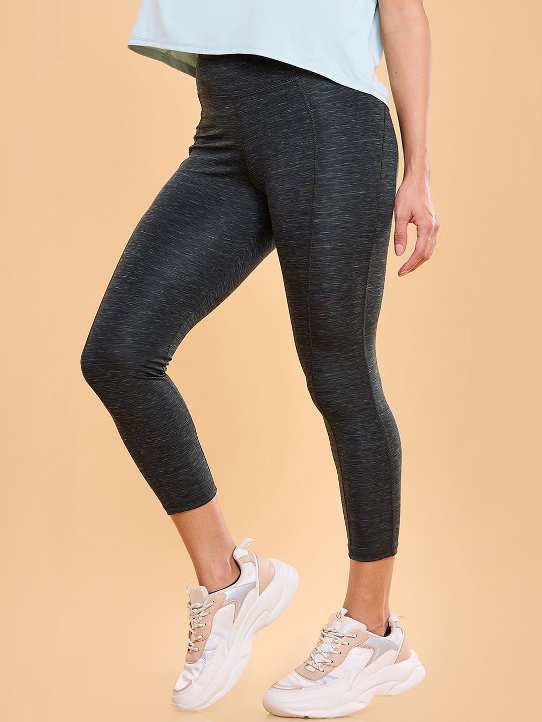 

Enamor Multicolor Dry Fit High Waist Hugged Fit 7/8 Length Tights A609, Grey
