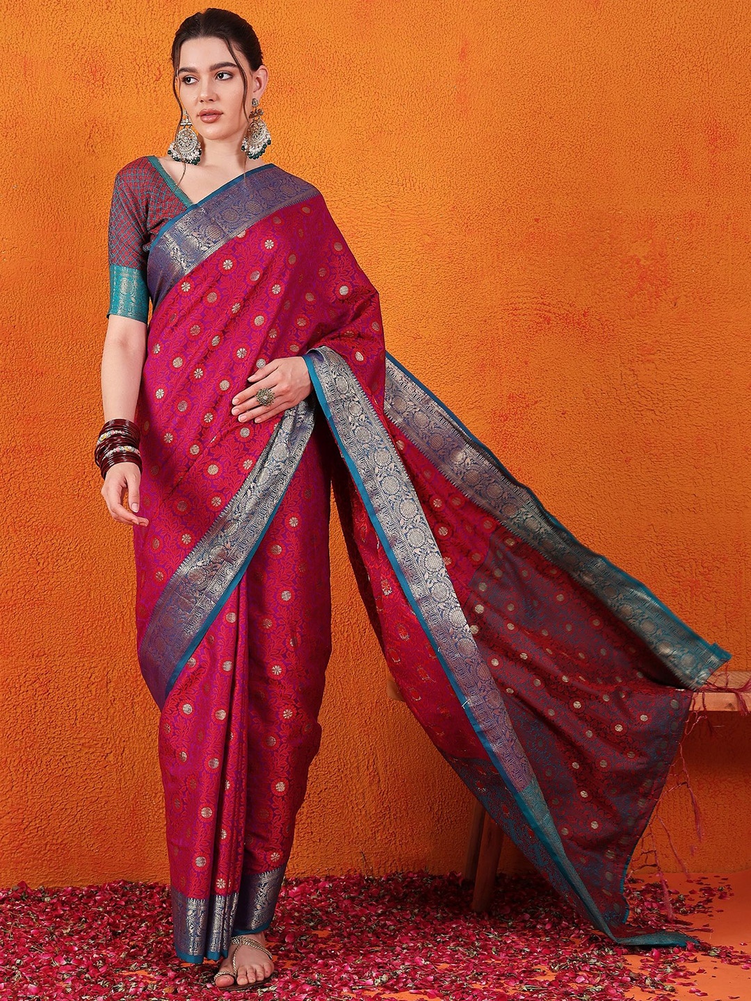 

Dori Woven Design Zari Banarasi Saree, Pink