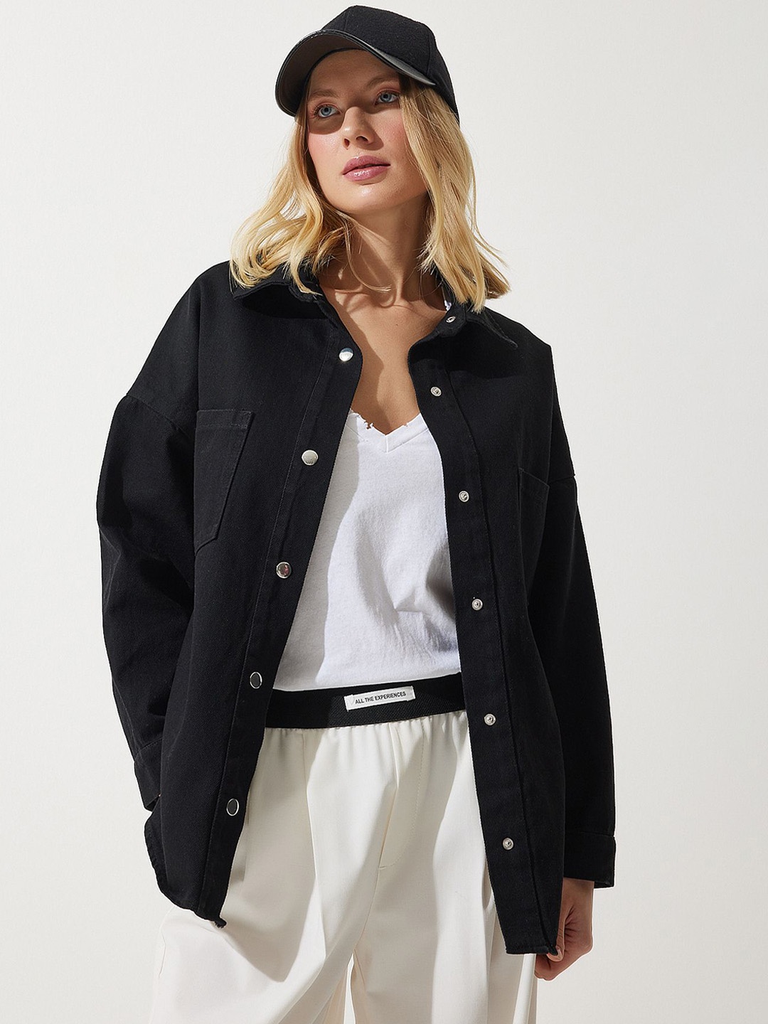 

Happiness istanbul Women Solid Longline Pure Cotton Jacket, Black