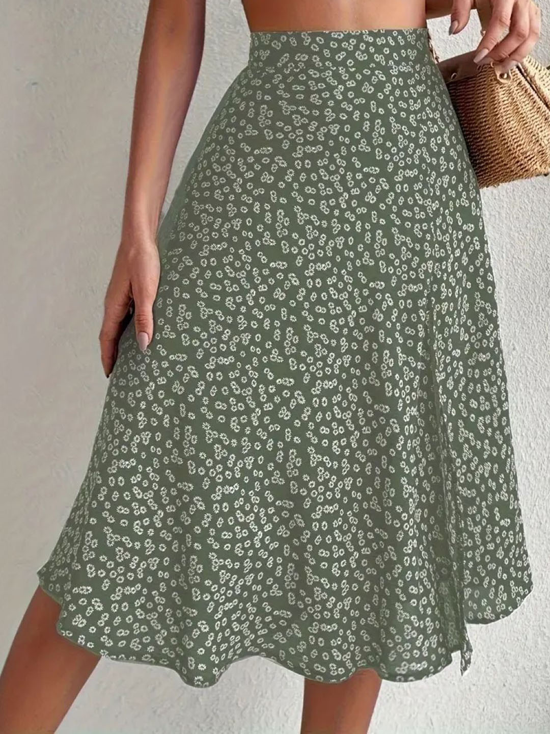 

StyleCast Women Printed Flared A-Line Midi Skirts, Green