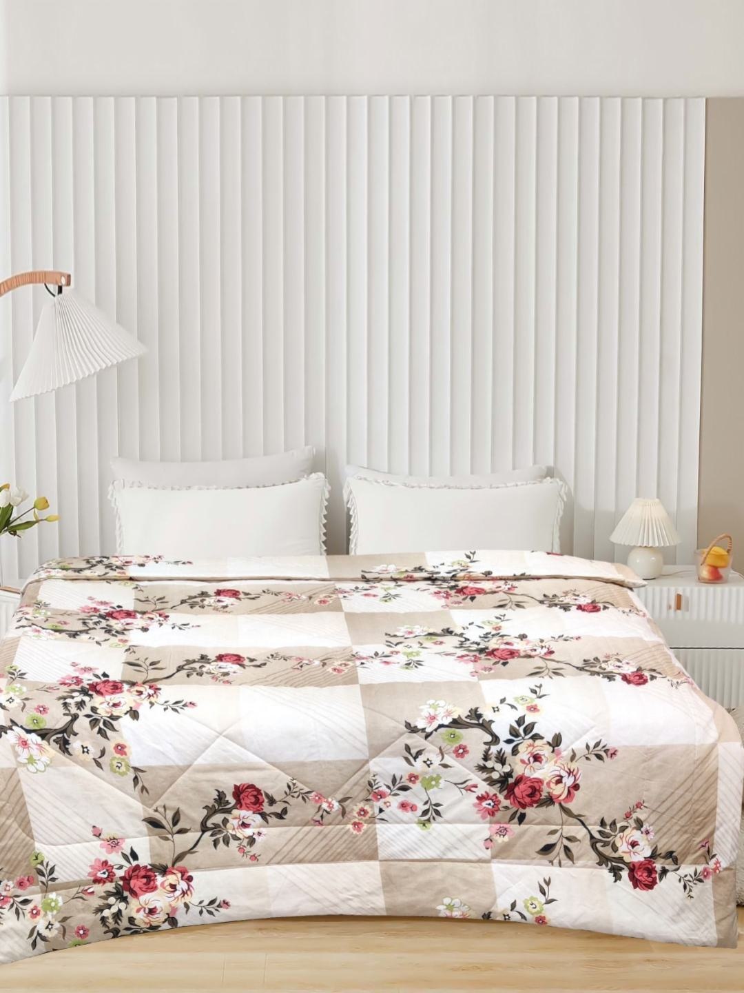 

Supreme Home Collective Brown AC Room 300 GSM Double Bed Comforter