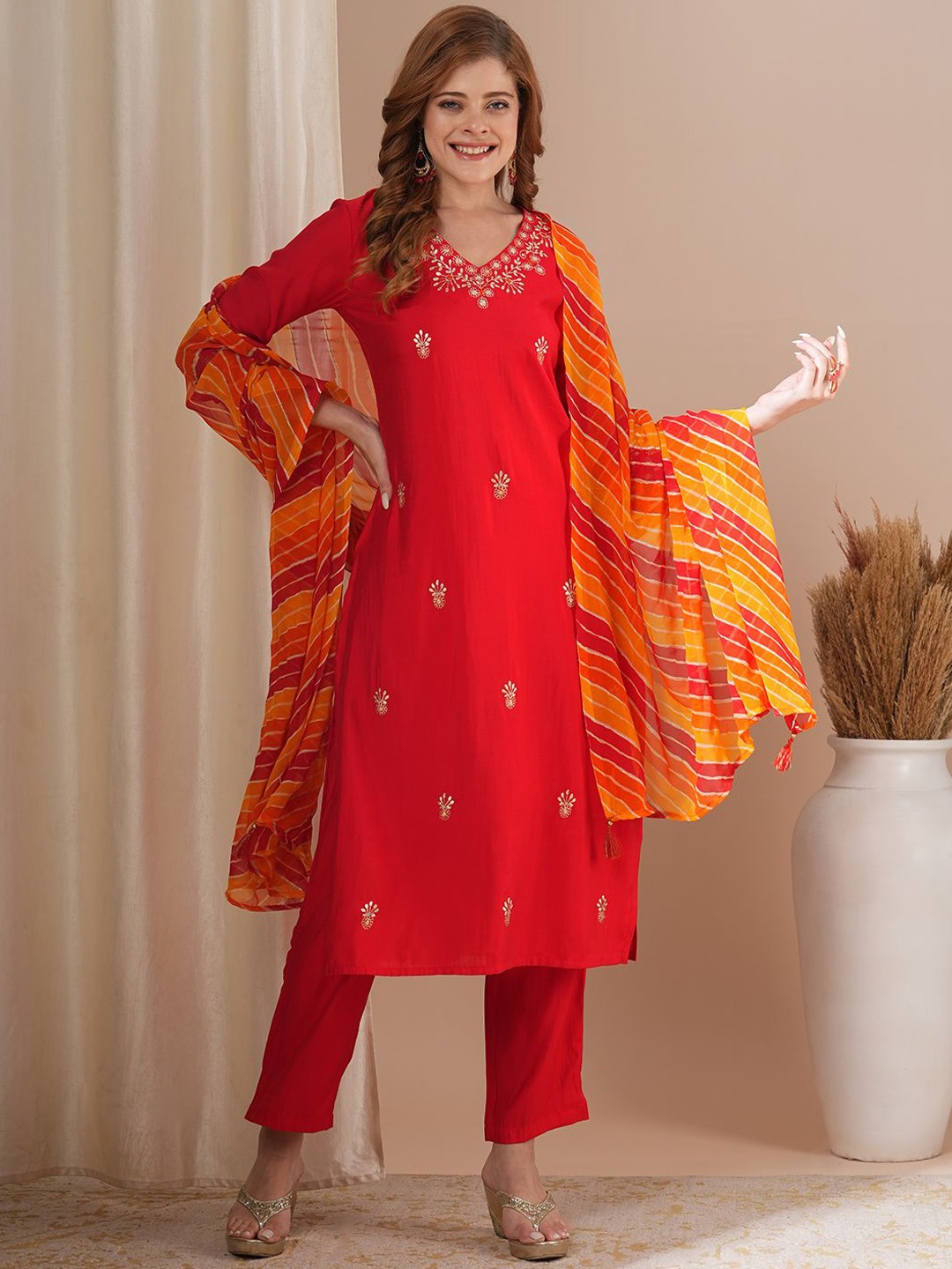 

FASHOR Floral Embroidered Zari Straight Kurta With Trousers & Dupatta, Red