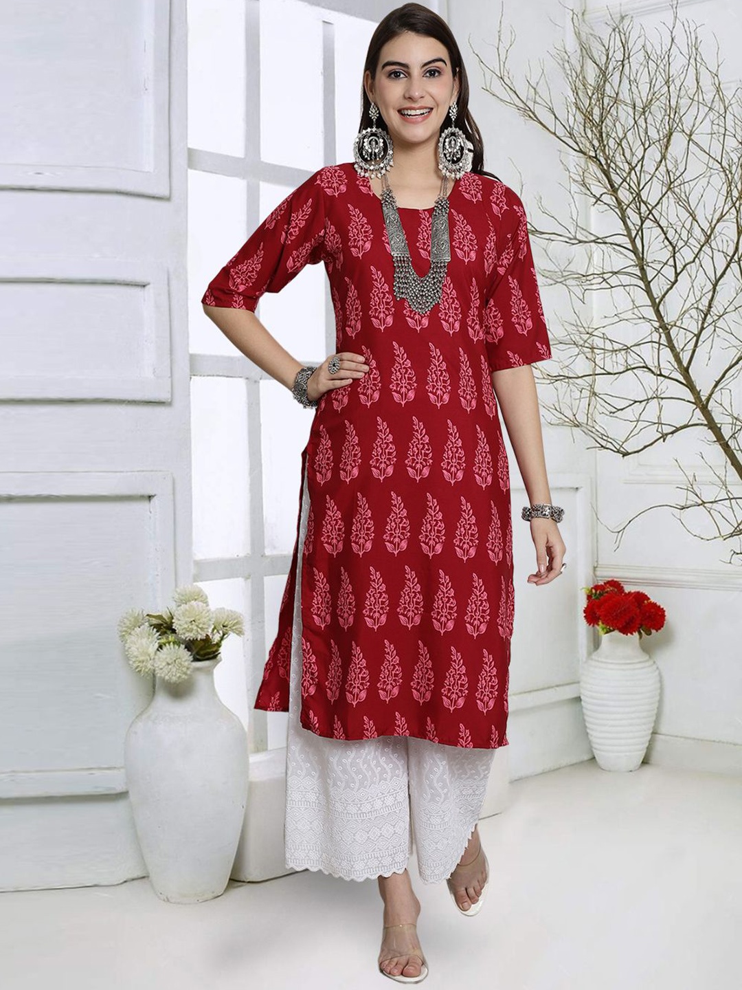 

7Threads Paisley Printed Round Neck Straight Kurta, Red