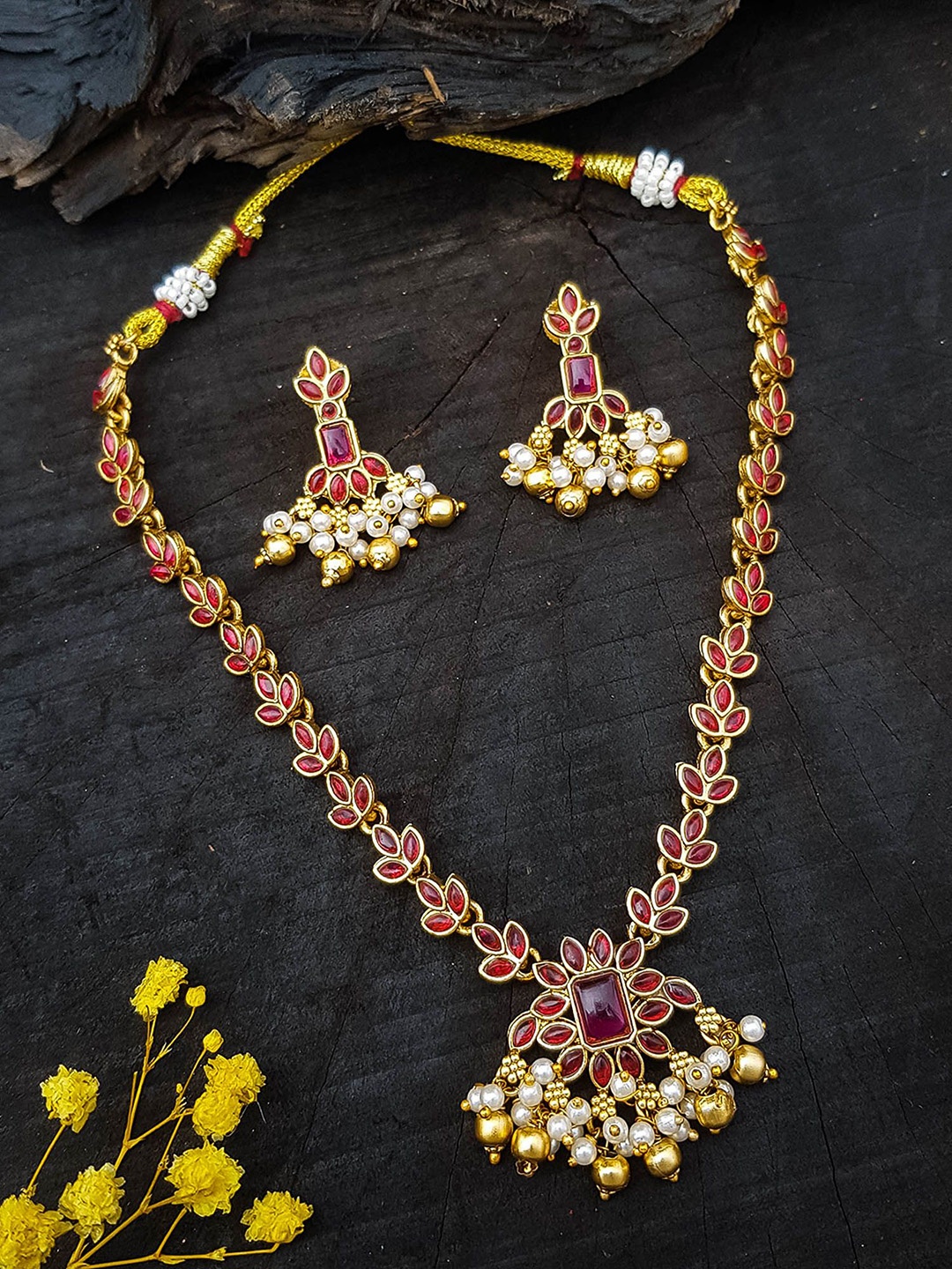 

GRIIHAM Gold-Plated Cubic Zirconia-Studded & Pearl Beaded Jewellery Set