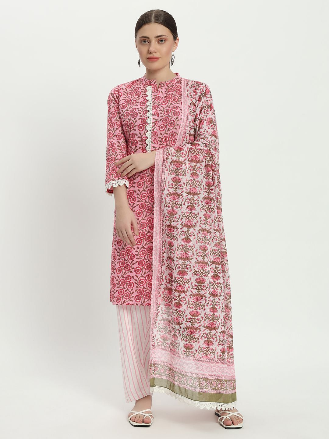 

FABNEST Women Floral Printed Regular Thread Work Pure Cotton Kurta with Salwar & With Dupatta, Pink