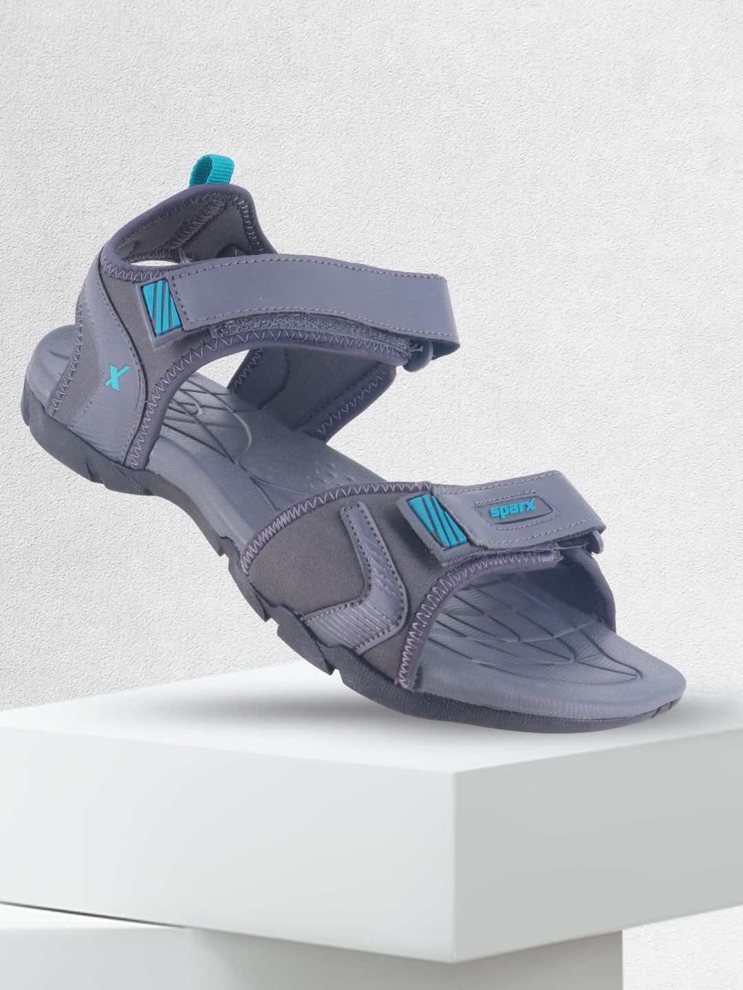 

Sparx Men Velcro Sports Sandals, Grey