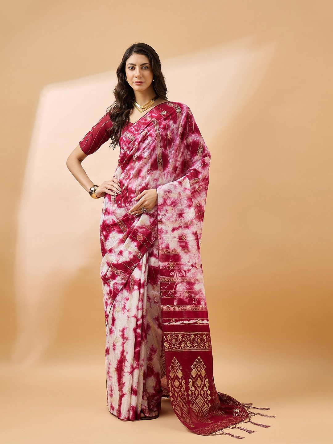 

SHADOW & SAINING Woven Design Zari Banarasi Saree, Red
