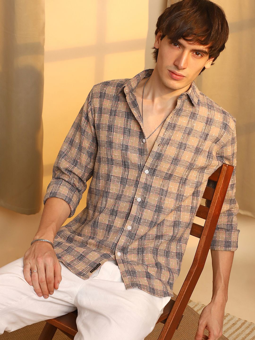 

Campus Sutra Men Comfort Spread Collar Checked Polycotton Casual Shirt, Multi