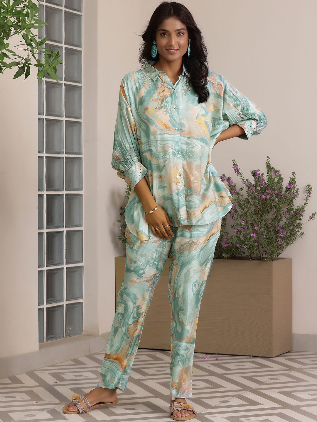 

Libas Abstract Printed Shirt & Trousers, Blue