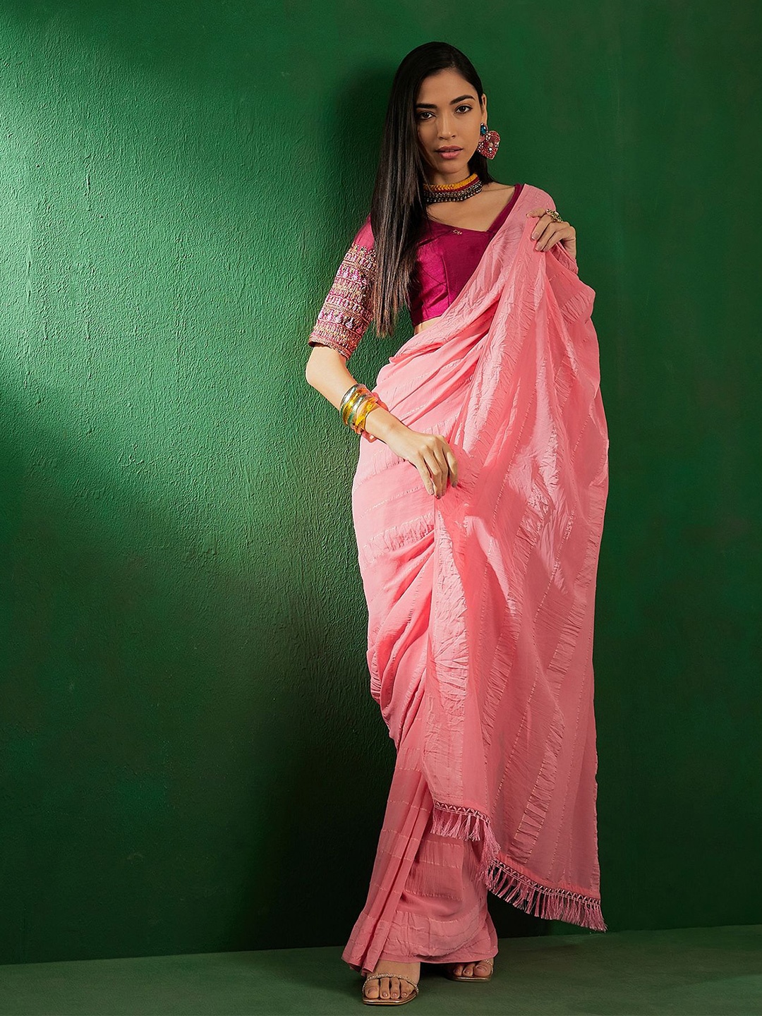 

SHADOW & SAINING Solid Silk Blend Saree, Pink