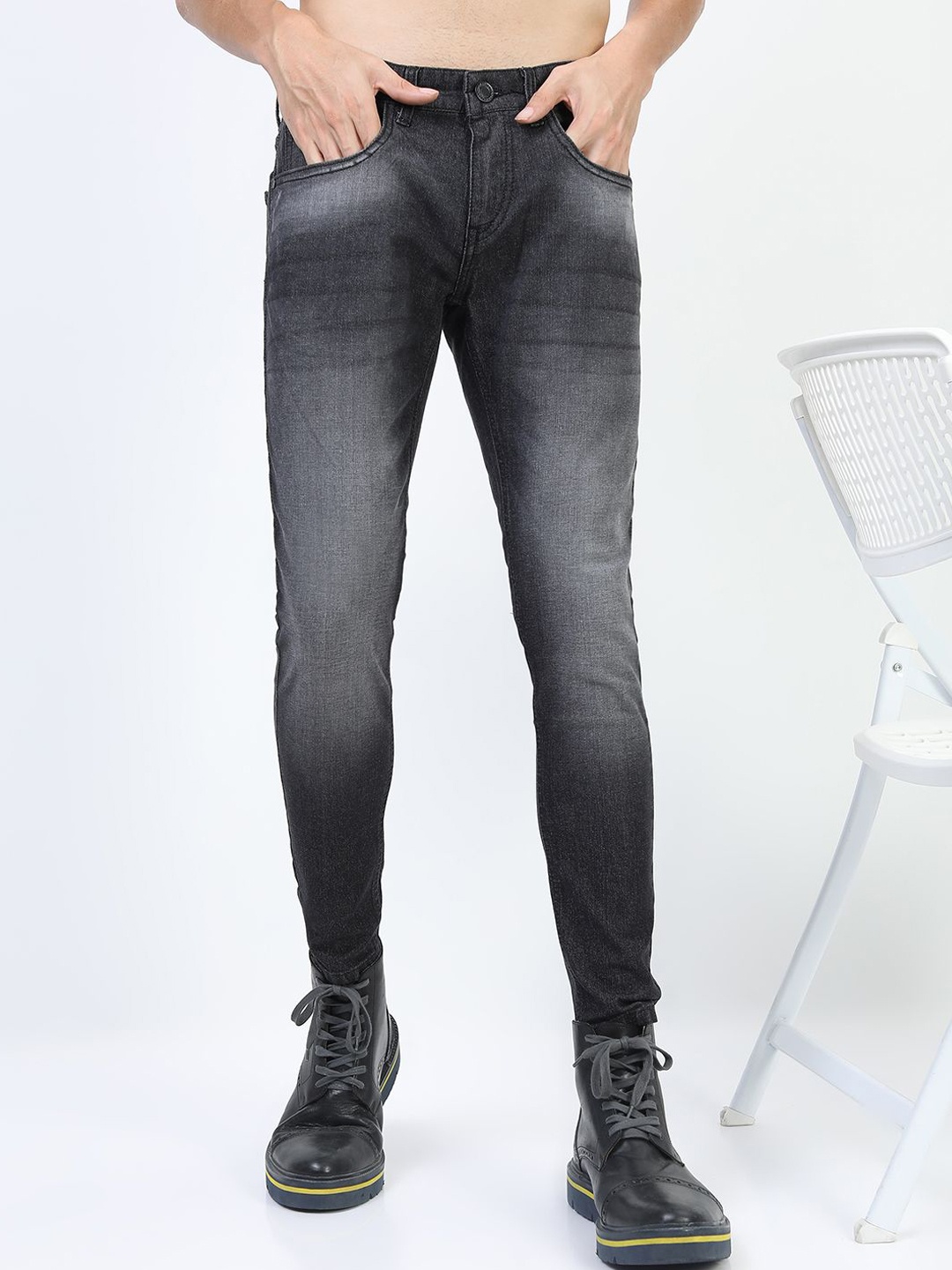 

HIGHLANDER Men Skinny Fit Light Fade Stretchable Jeans, Grey