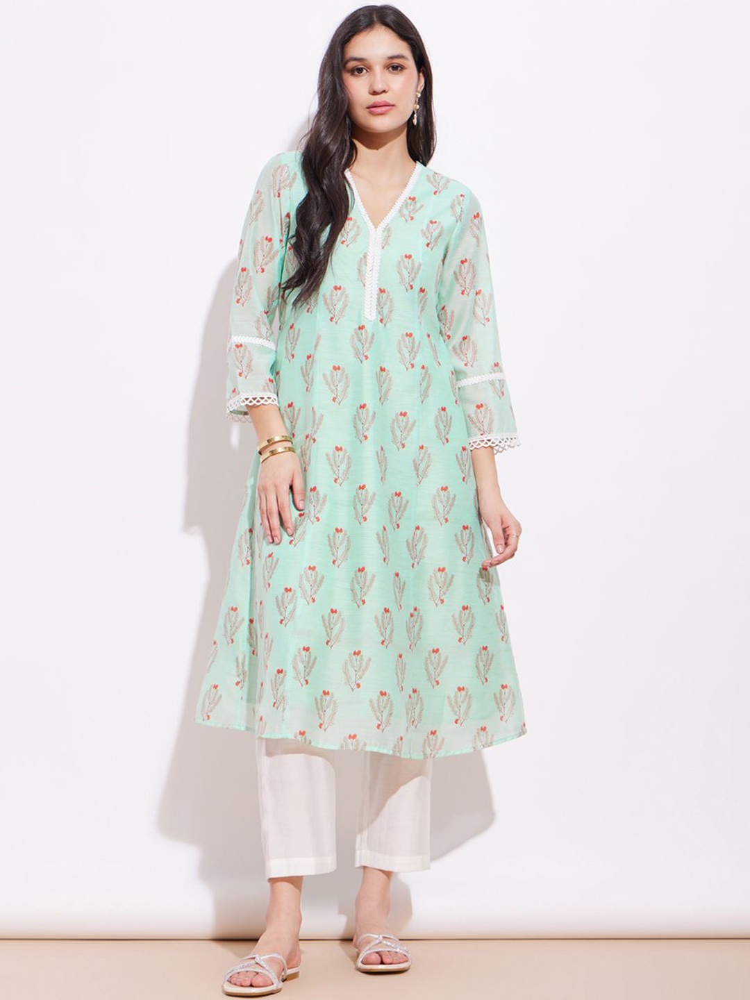 

Pink Fort Floral Printed V-Neck A-Line Kurta With Trousers, Green