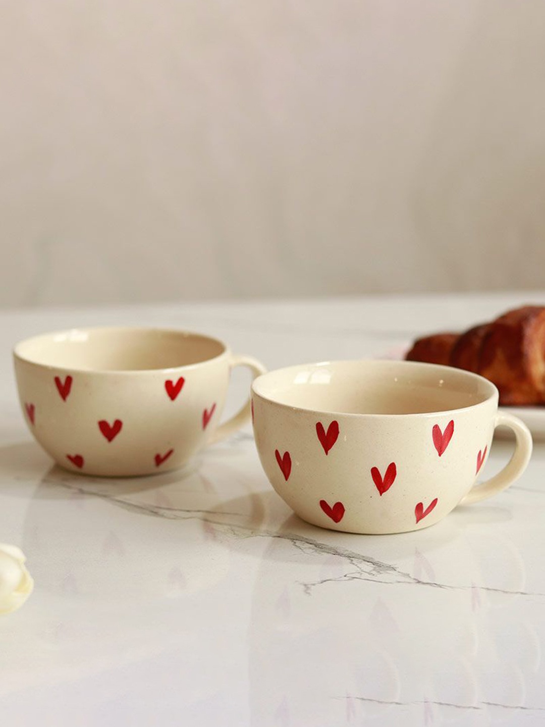 

ArteCasa White & Red 2 Pieces Printed Ceramic Glossy Cups