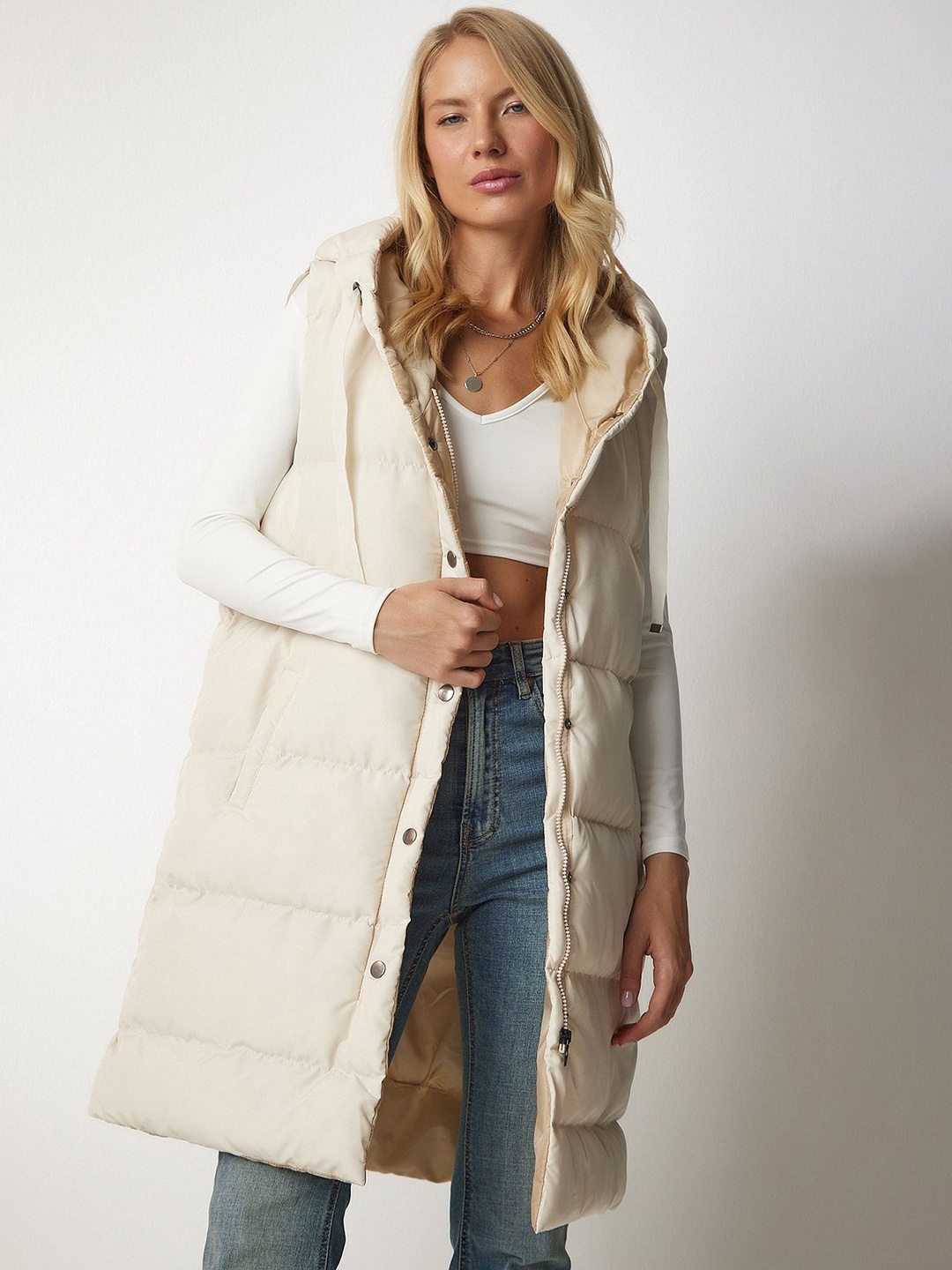 

Happiness istanbul Women Solid Longline Puffer Jacket, Beige