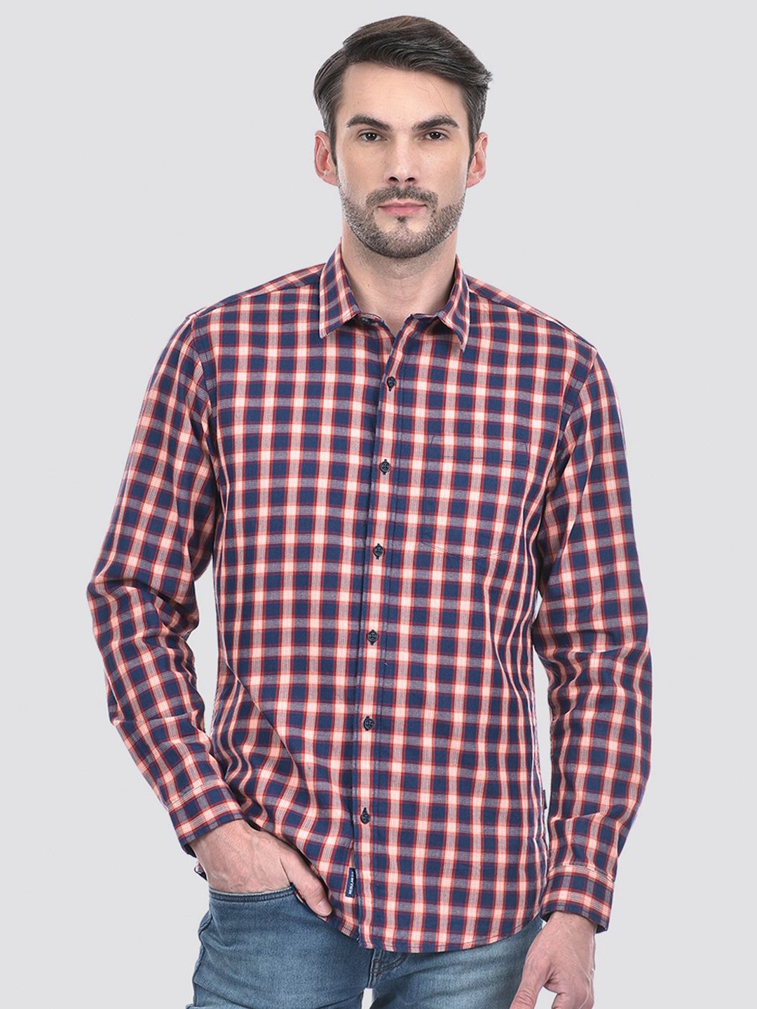 

Numero Uno Men Spread Collar Checked Cotton Slim Fit Casual Shirt, Navy blue