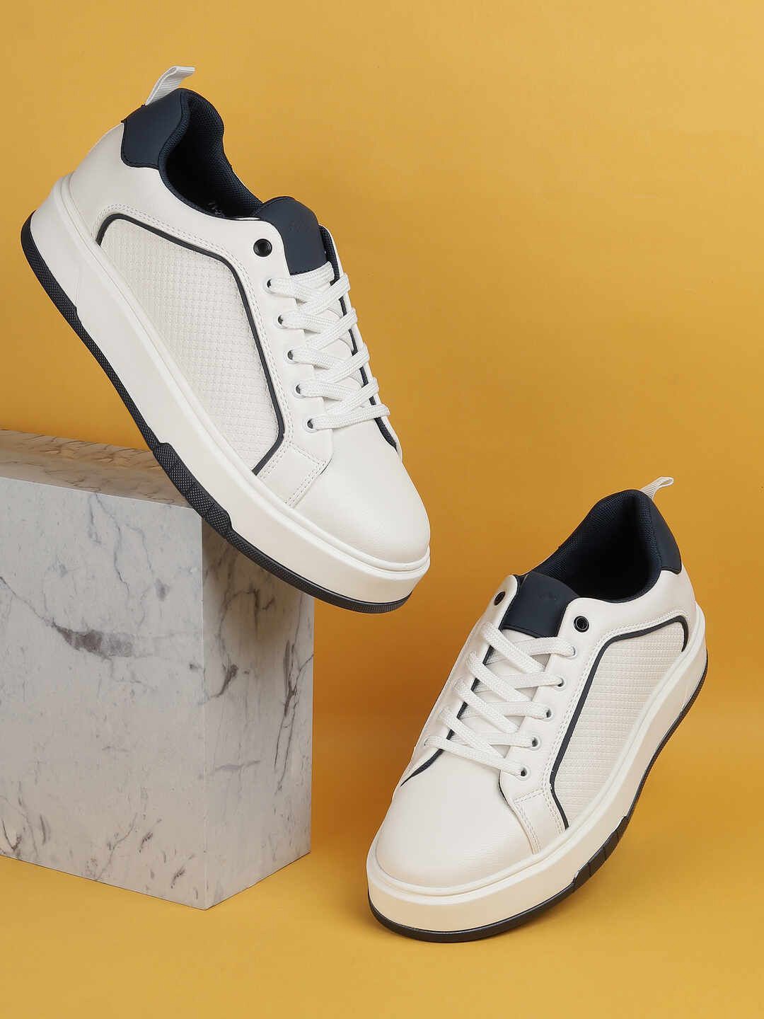 

Metro Men Lace-Up Sneakers, White