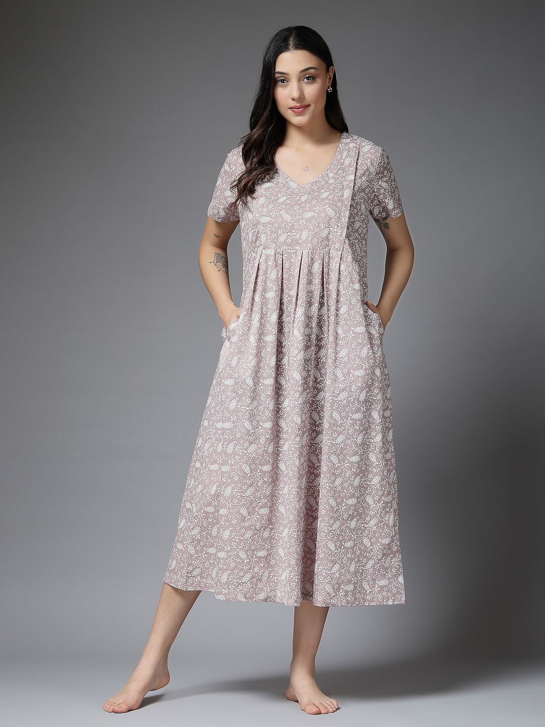 

House Of Zelena Printed Maxi Maternity Nightdress, Beige