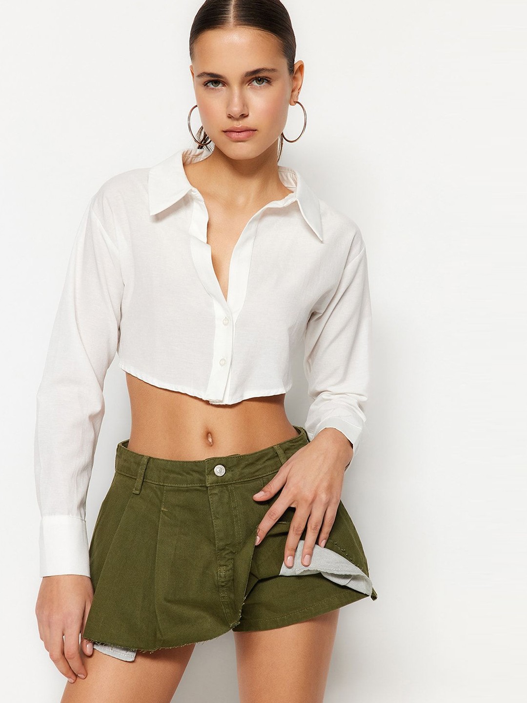 

Trendyol Women Shorts, Na