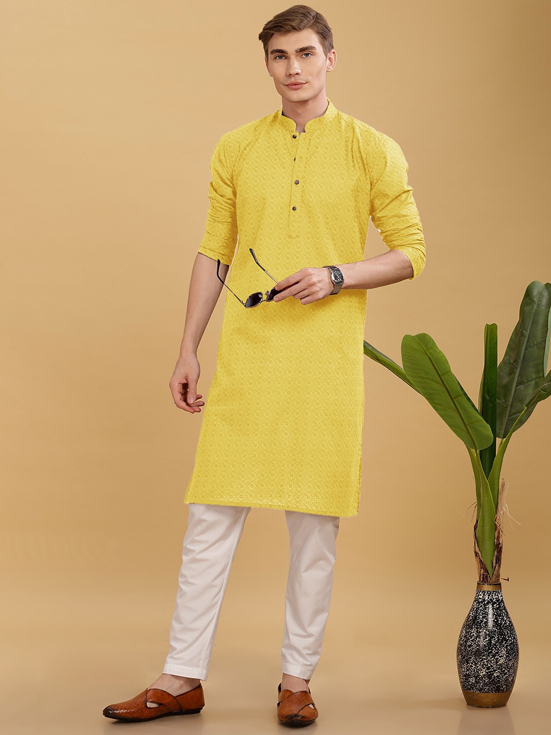 

Anouk Yellow Floral Lucknowi Embroidered Thread Work Pure Cotton Straight Kurta