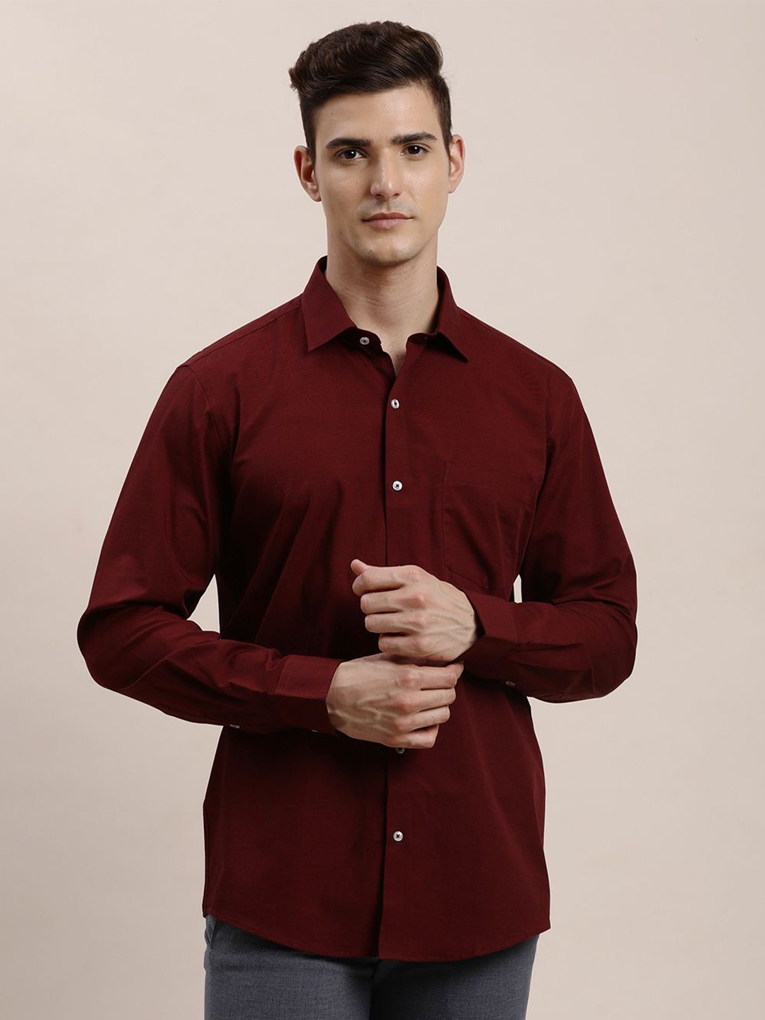 

Turtle Men Standard Spread Collar Solid Cotton Slim Fit Formal Shirt, Maroon