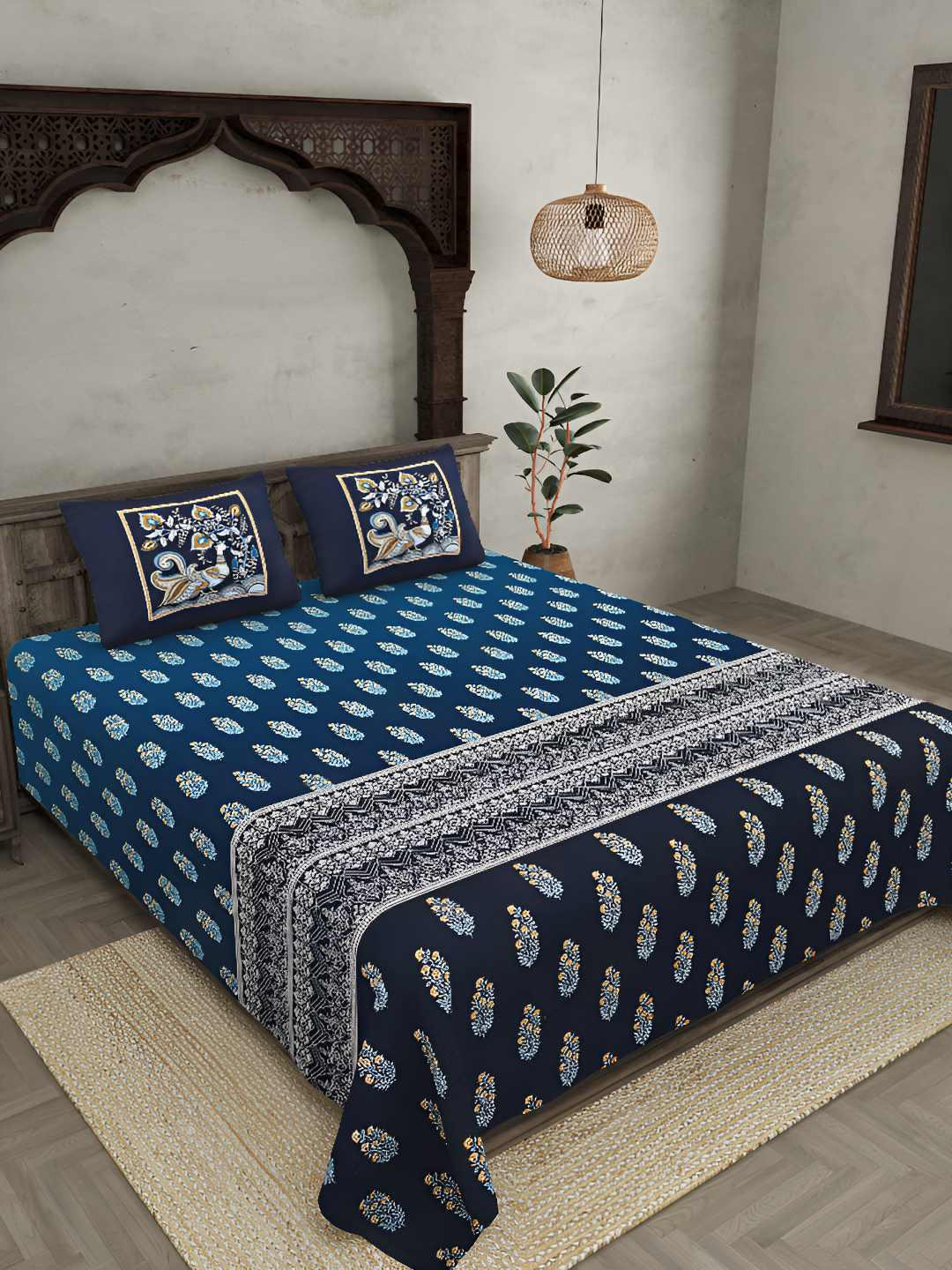 

BED-SHEET.COM Blue & White Printed 300 TC Cotton King Bedsheet With 2 Pillow Covers