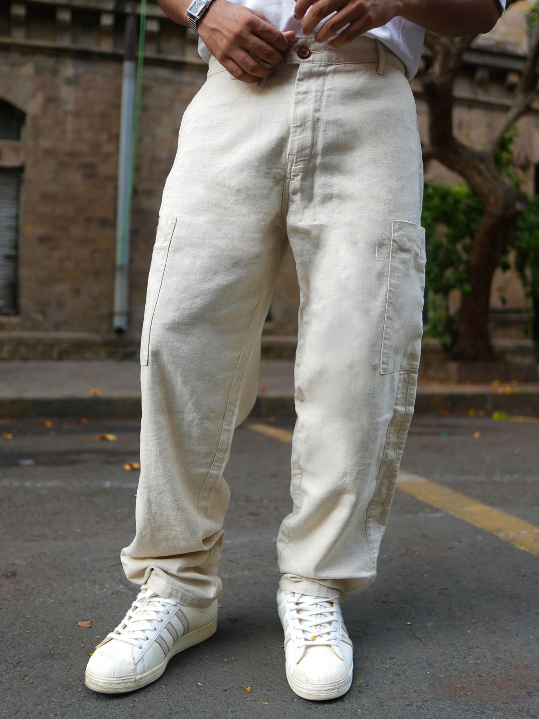 

Powerlook Men Loose Fit Pure Cotton Cargo Trousers, Off white