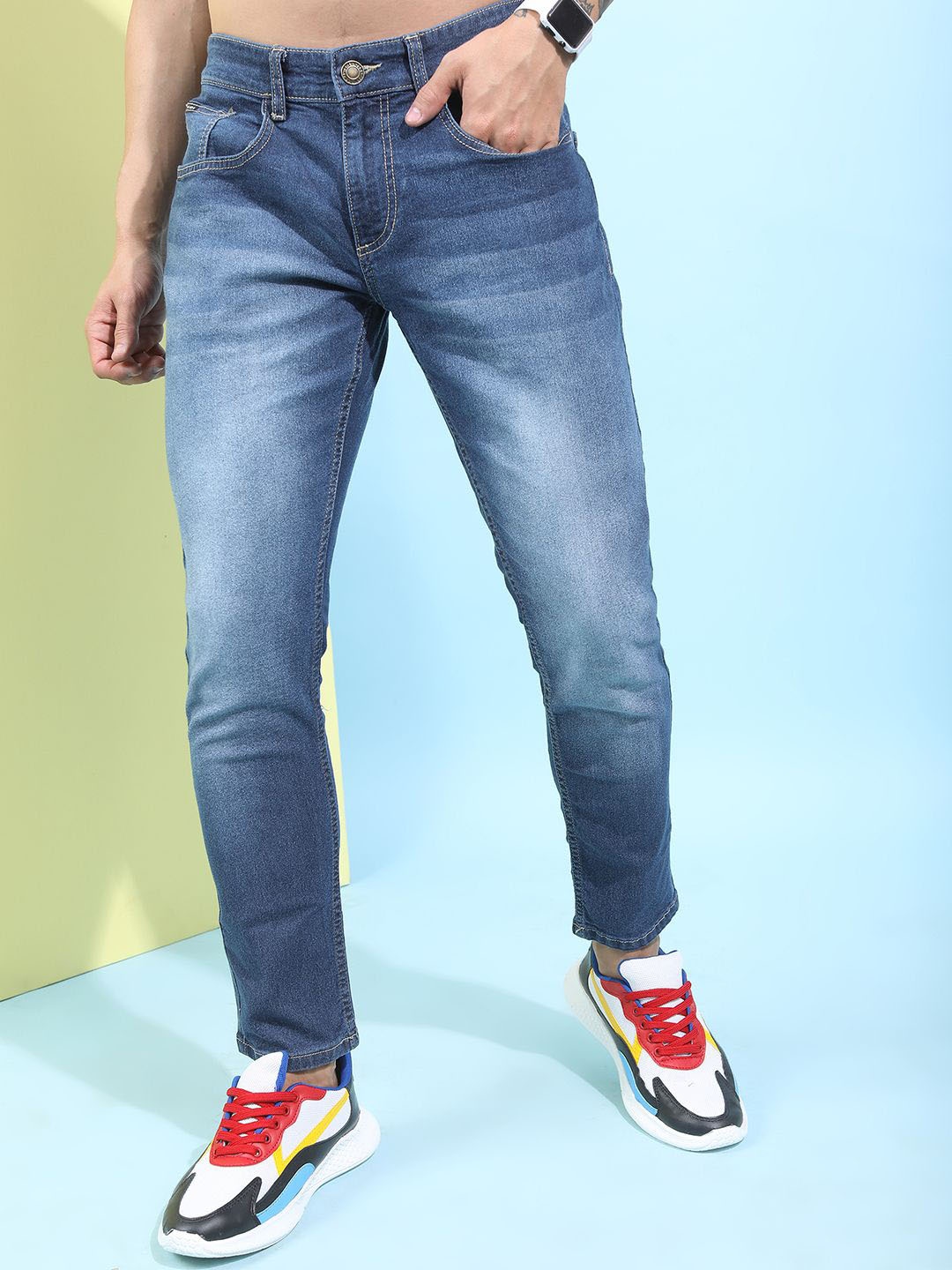 

HIGHLANDER Men Tapered Fit Light Fade Stretchable Jeans, Blue