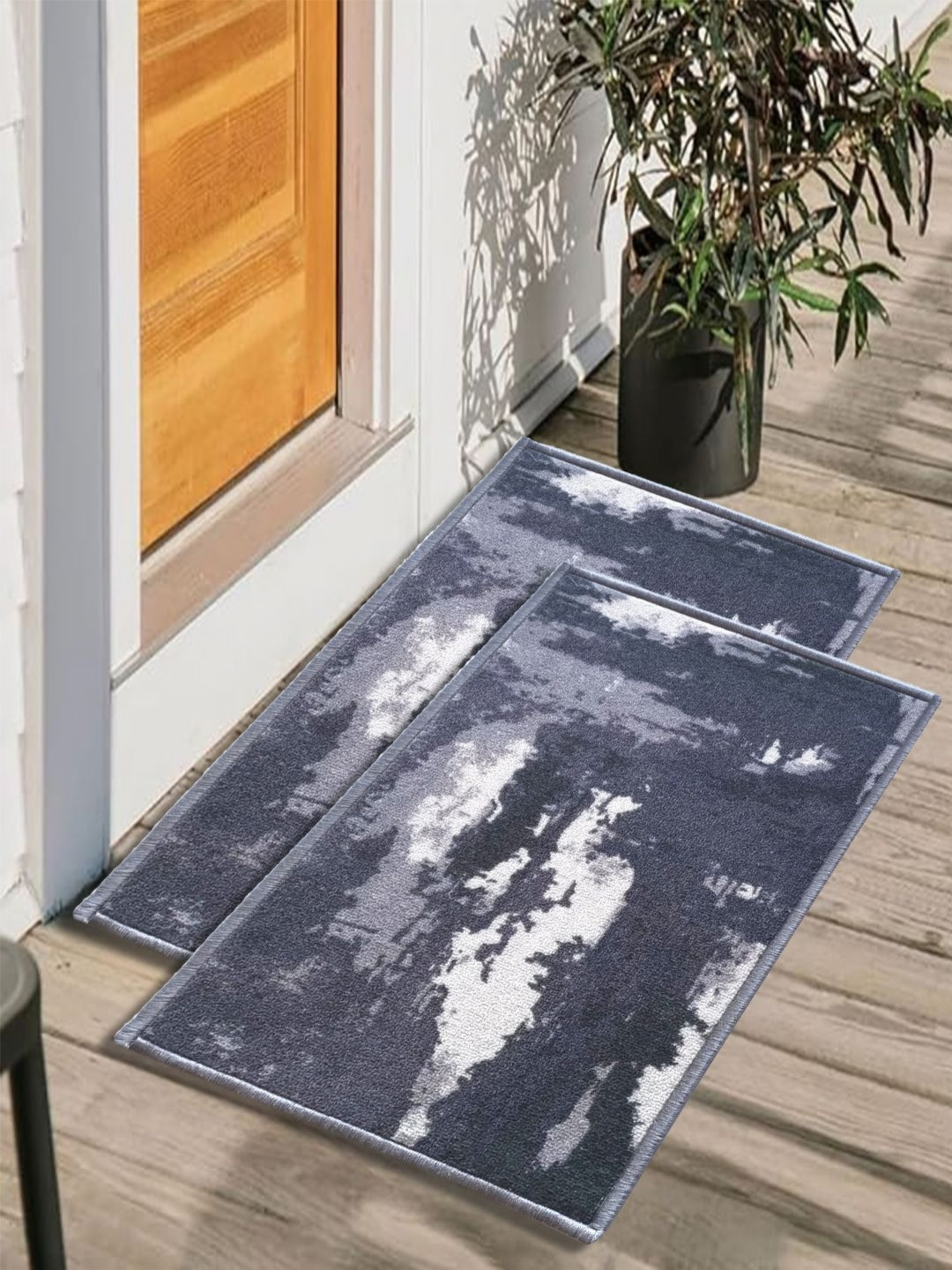 

Matz and More 2 Pieces Grey & White Abstract Printed Anti-Skid Doormats, Blue