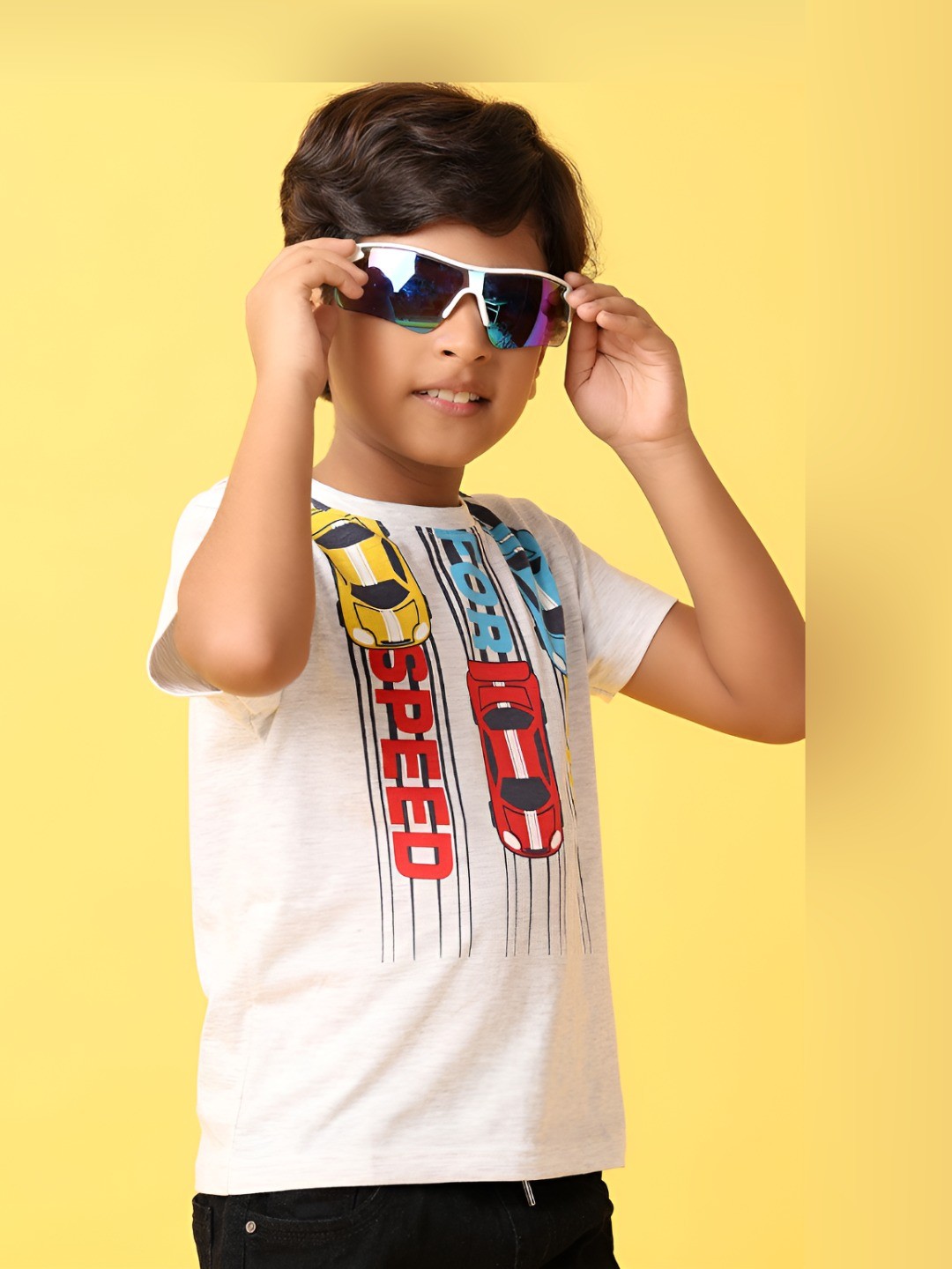 

V-Mart Boys Graphic Printed Round Neck Cotton T-Shirt, Grey