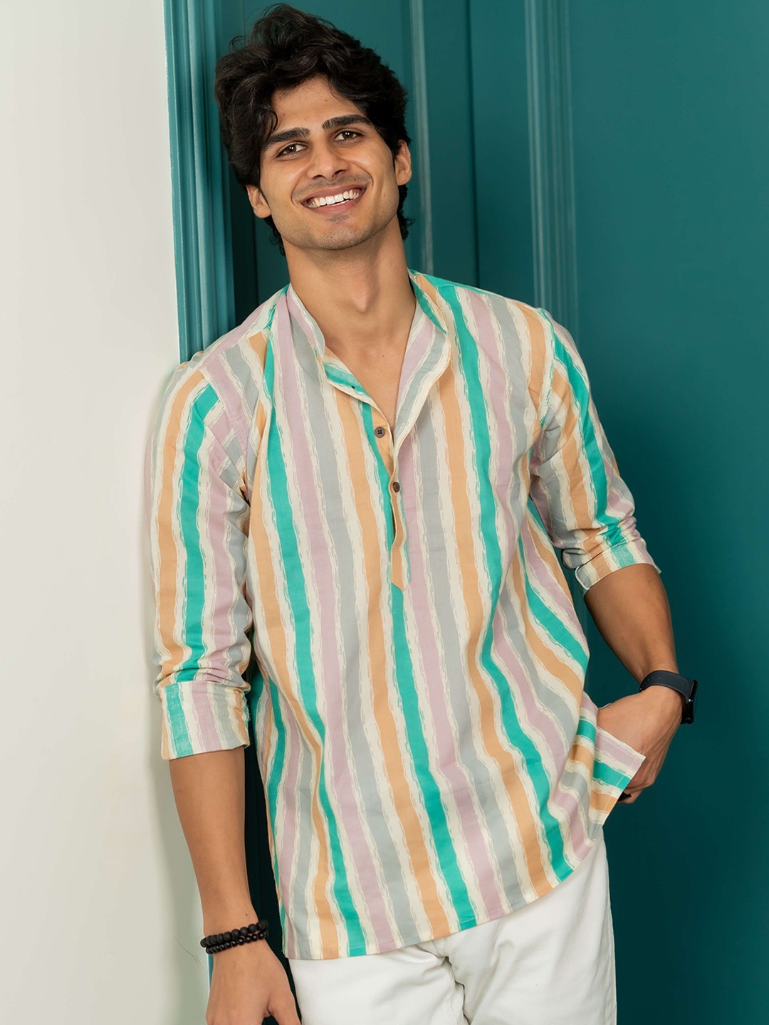 

Shasak Striped Mandarin Collar Cotton Straight Short Kurta, Pink