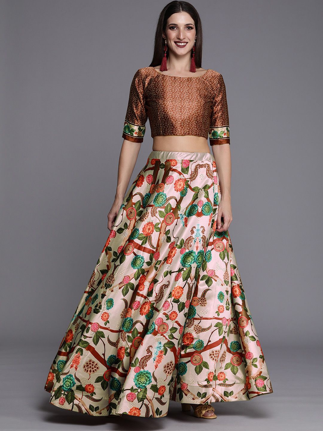 

Kaizen TEXO FAB Floral Printed Semi-Stitched Lehenga & Unstitched Blouse, Silver