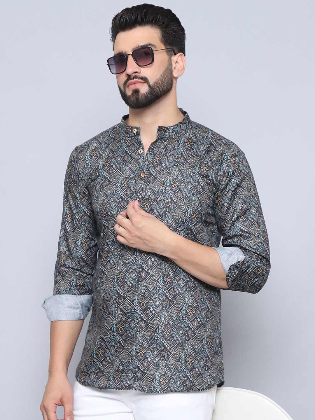 

Jompers Ethnic Motifs Printed Mandarin Collar Pure Cotton Straight Kurta, Olive