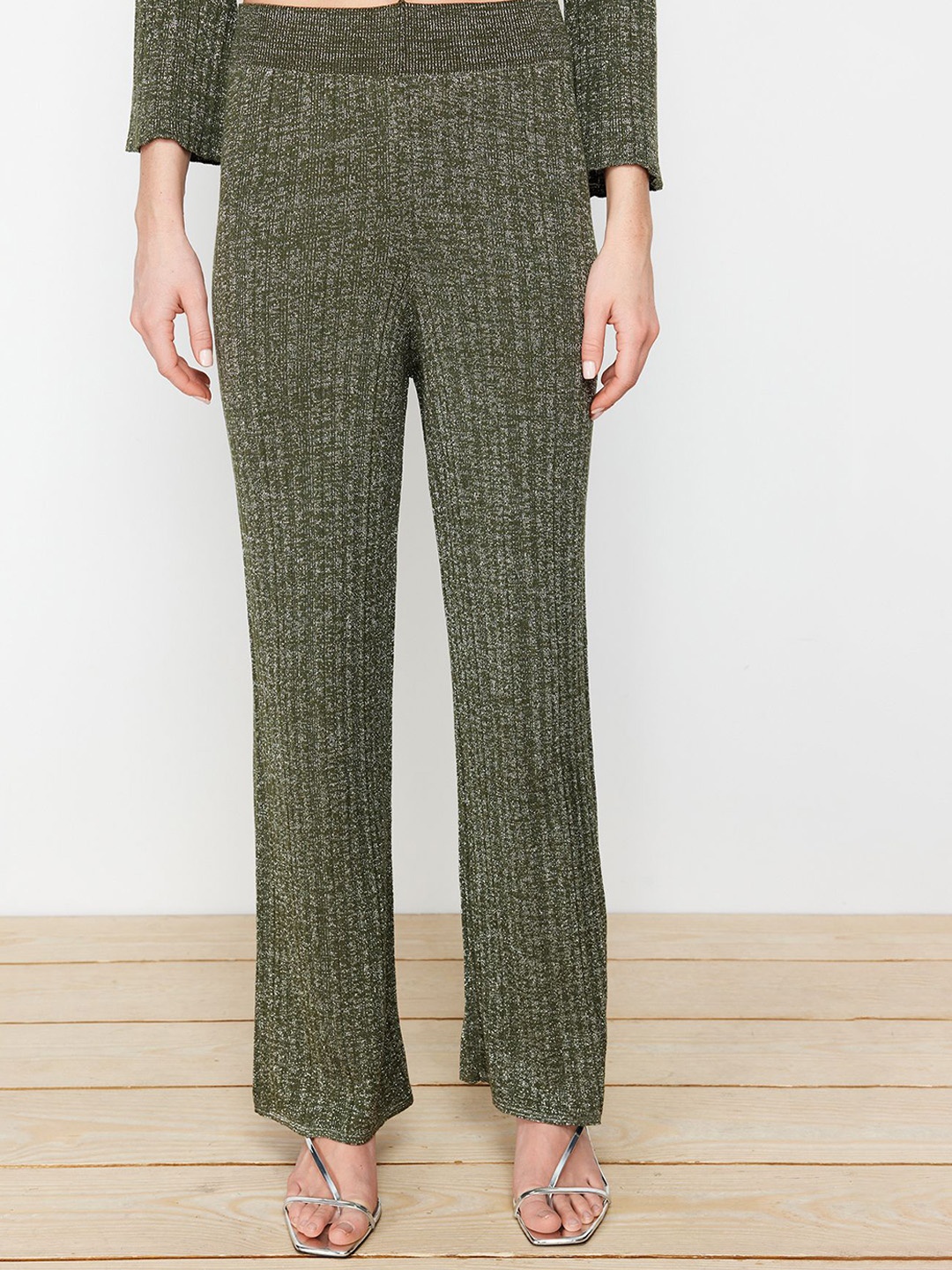 

Trendyol Textured Top With Trousers, Green