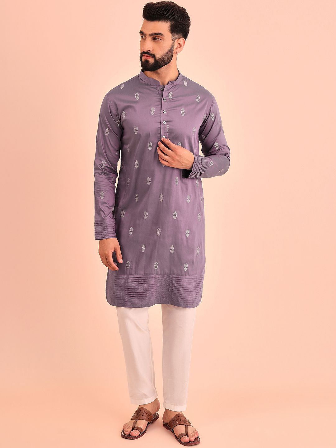 

Inddus Ethnic Motifs Embroidered Pleated Sequinned Stright Kurta with Trousers, Purple