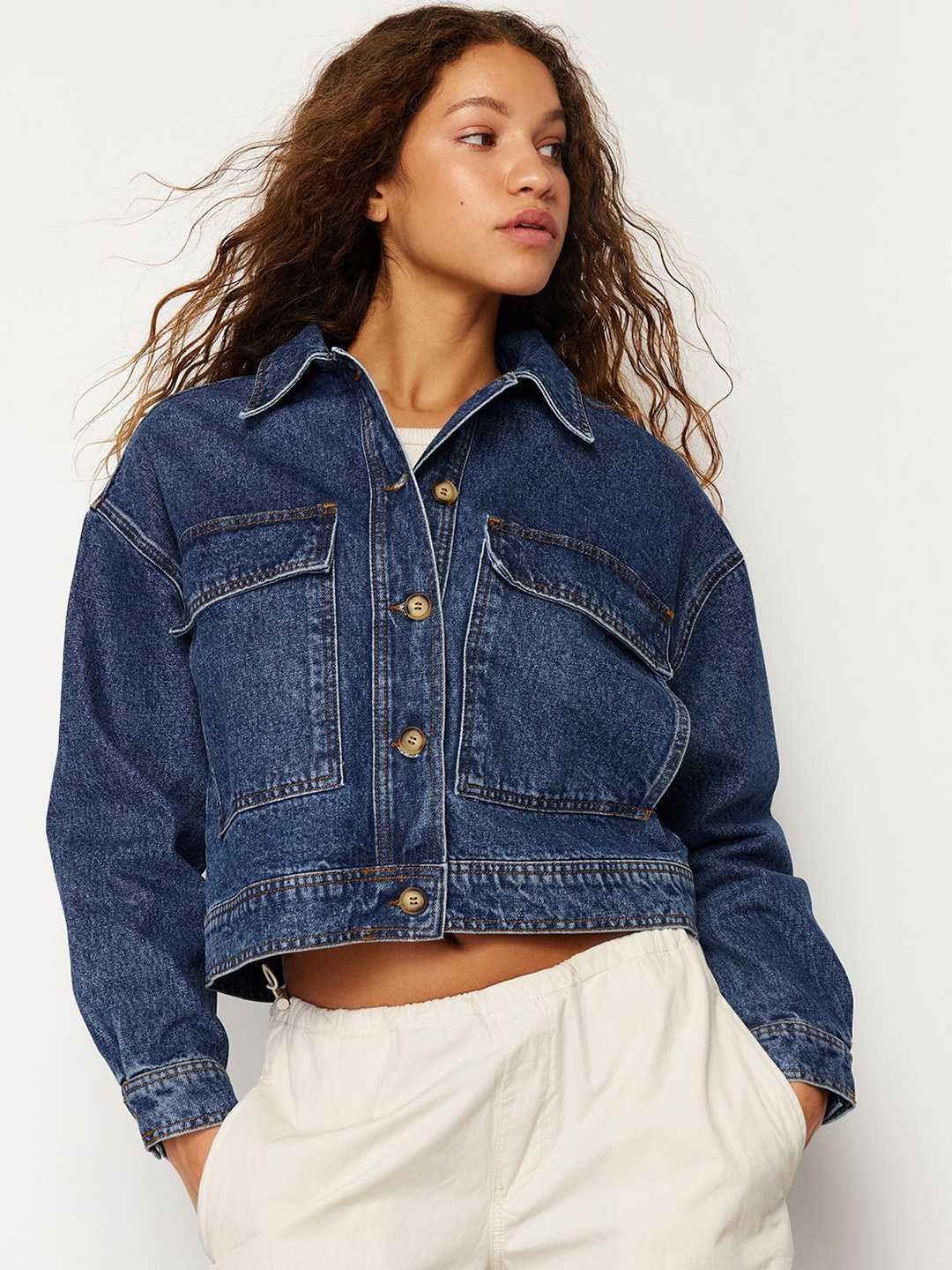 

Trendyol Women Washed Crop Denim Jacket with Patchwork, Na