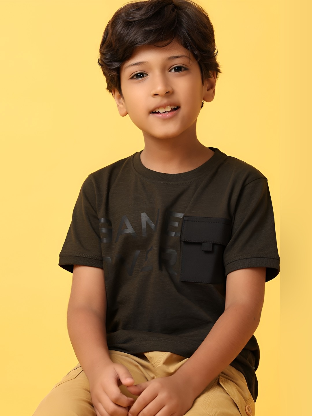 

V-Mart Boys Abstract Printed Round Neck Cotton T-Shirt, Olive