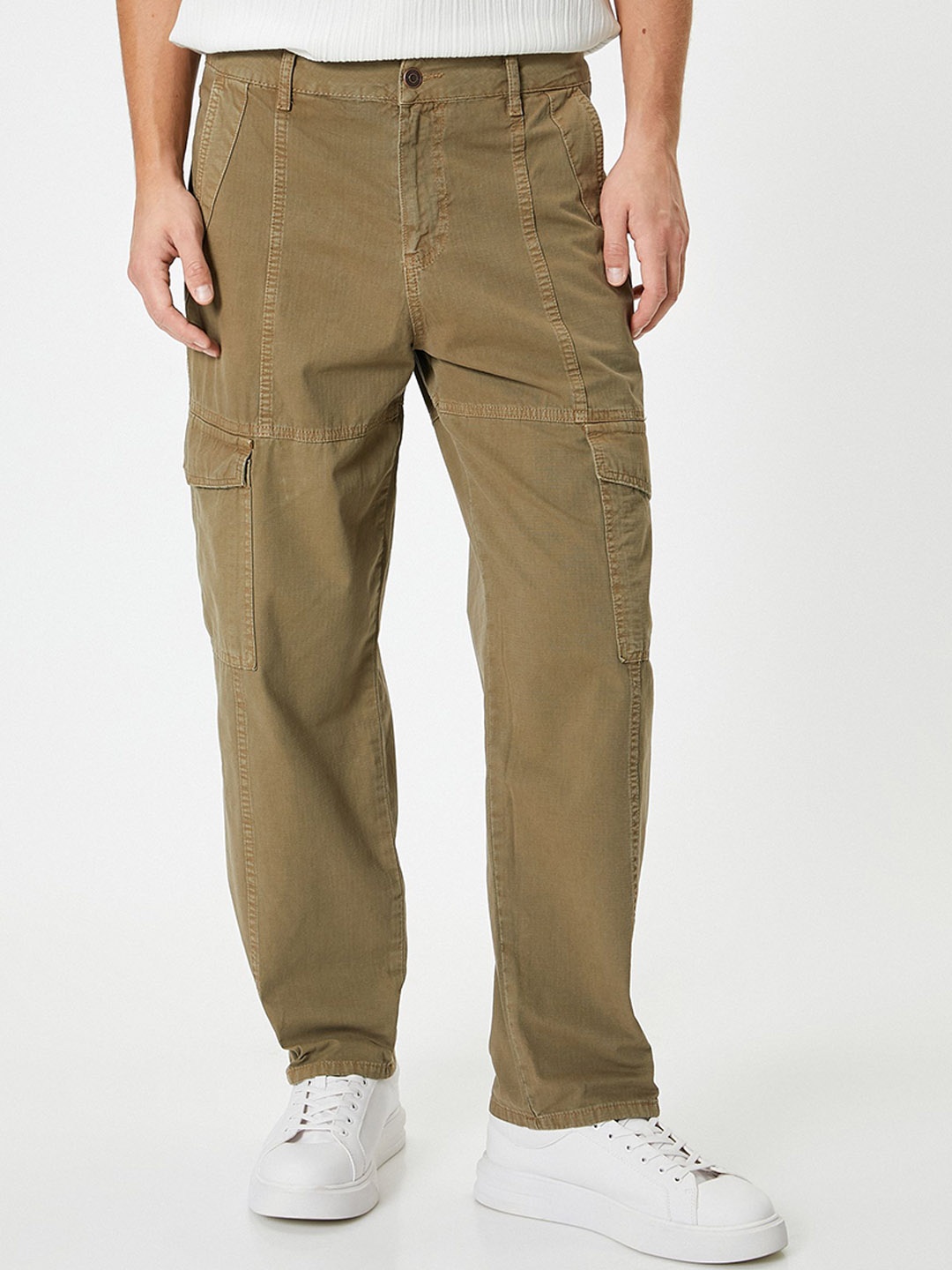 

Koton Men Regular Fit Mid-Rise Cotton Cargos Trousers, Brown