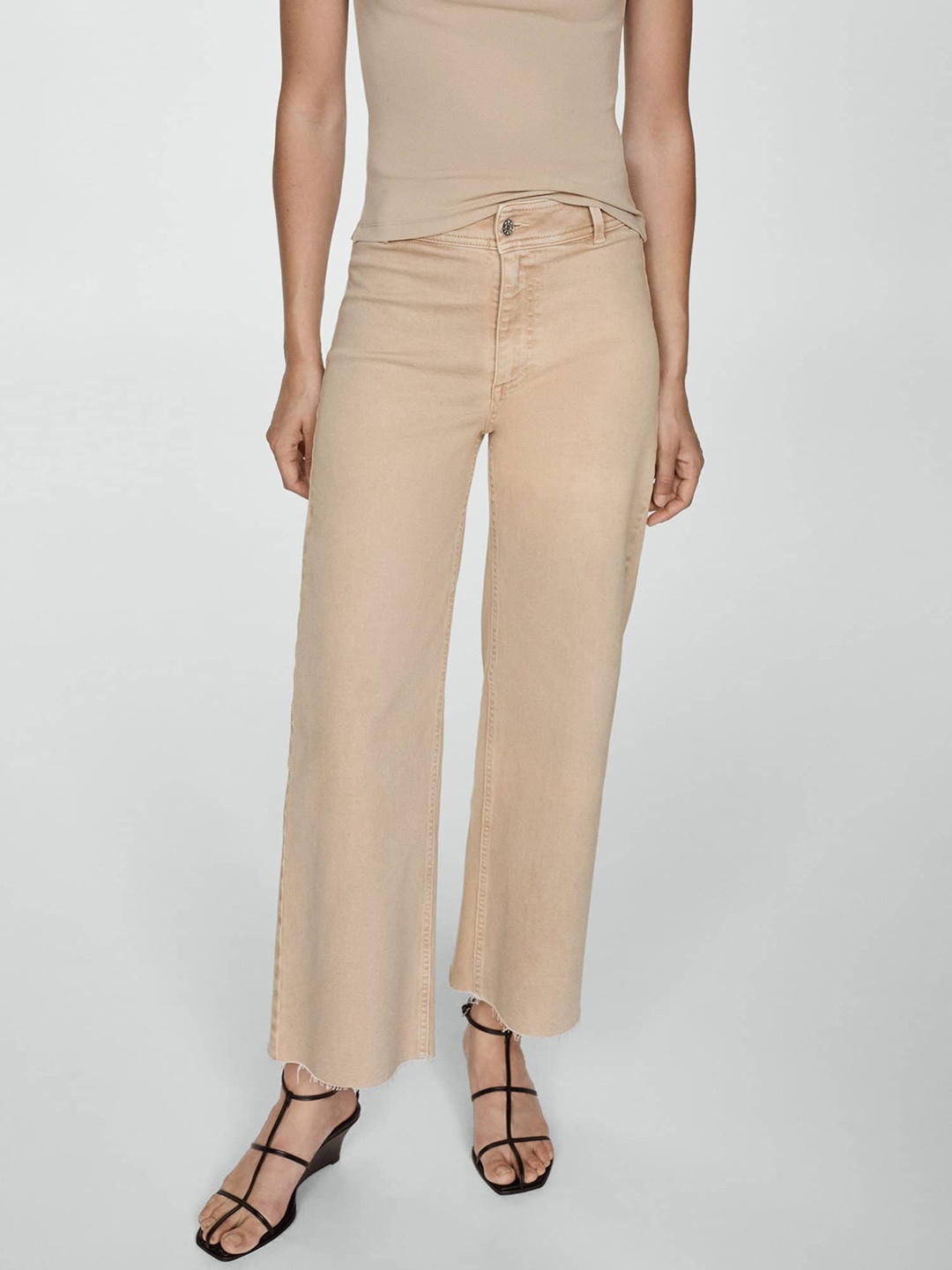 

MANGO Women High-Rise Stretchable Culotte Jeans, Beige