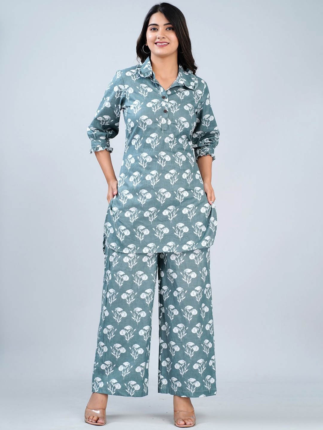 

Vastralay Floral Printed Pure Cotton Tunic With palazzos, Grey
