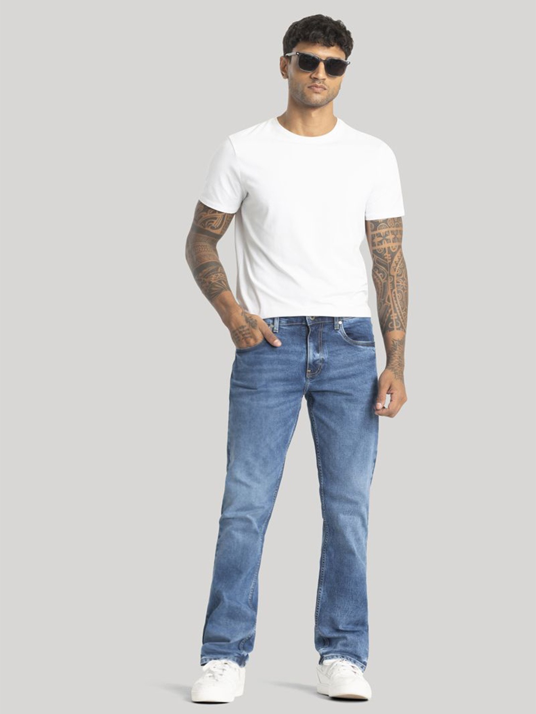 

Snitch Men Classic Light Fade Stretchable Jeans, Blue