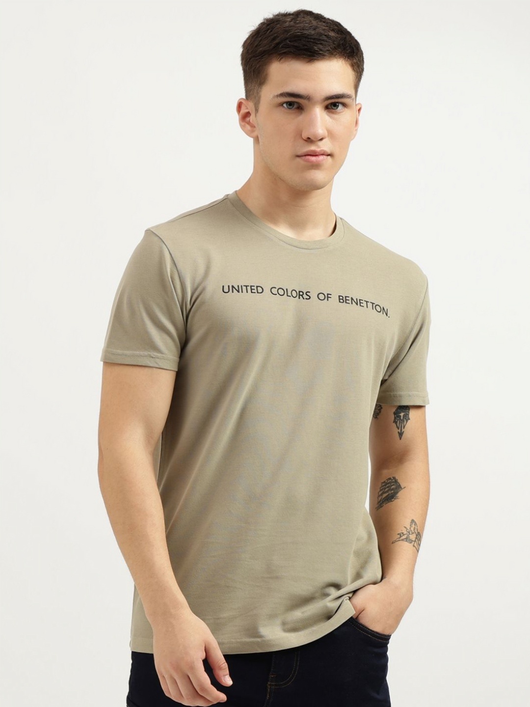 

United Colors of Benetton Men Graphic Printed Round Neck Pure Cotton T-Shirt, Grey