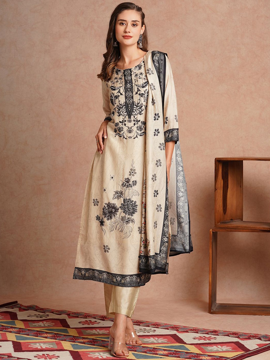 

FASHOR Floral Printed Straight Kurta With Trouser & Dupatta, Cream